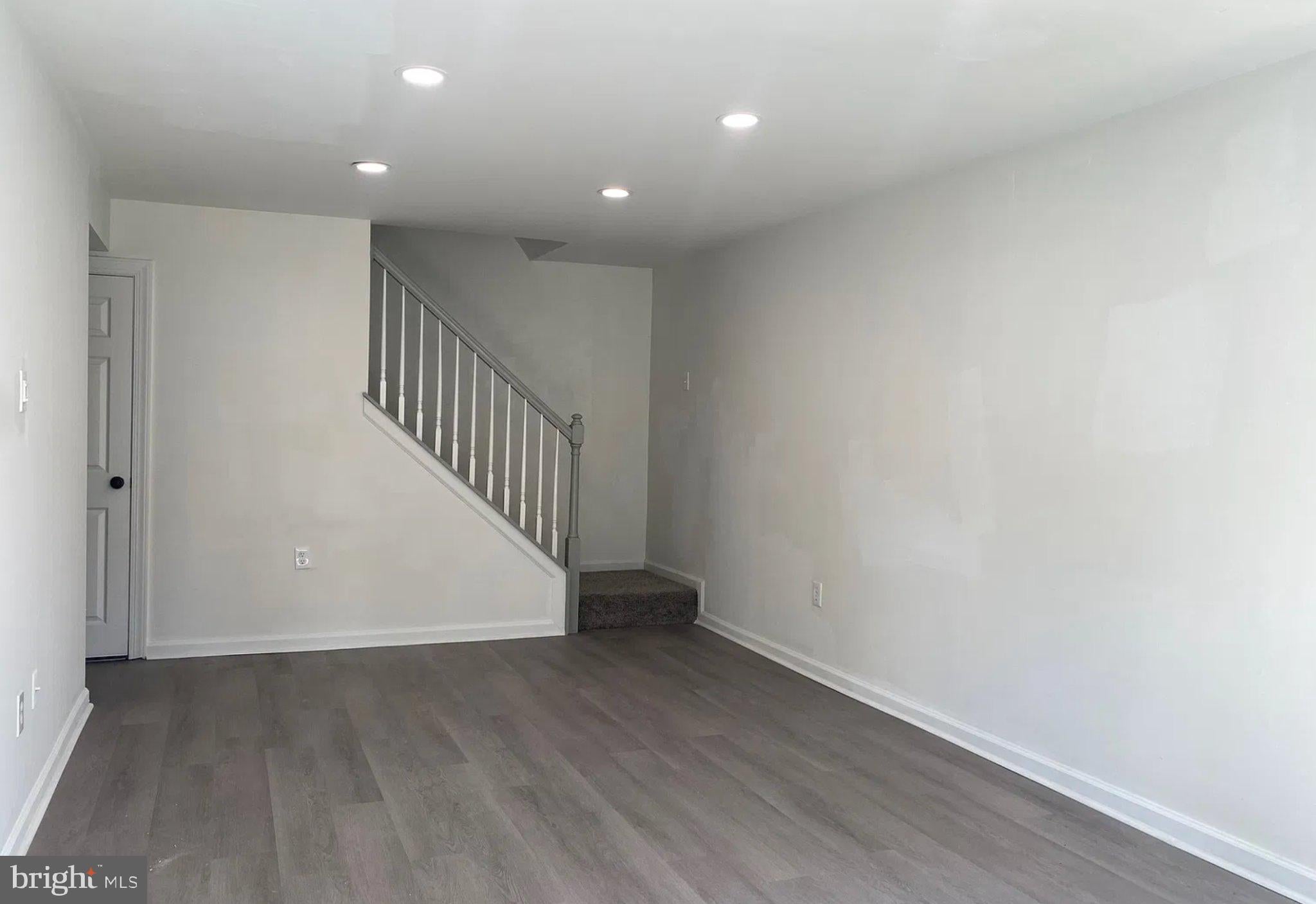 1006 MIDDLETON PLACE