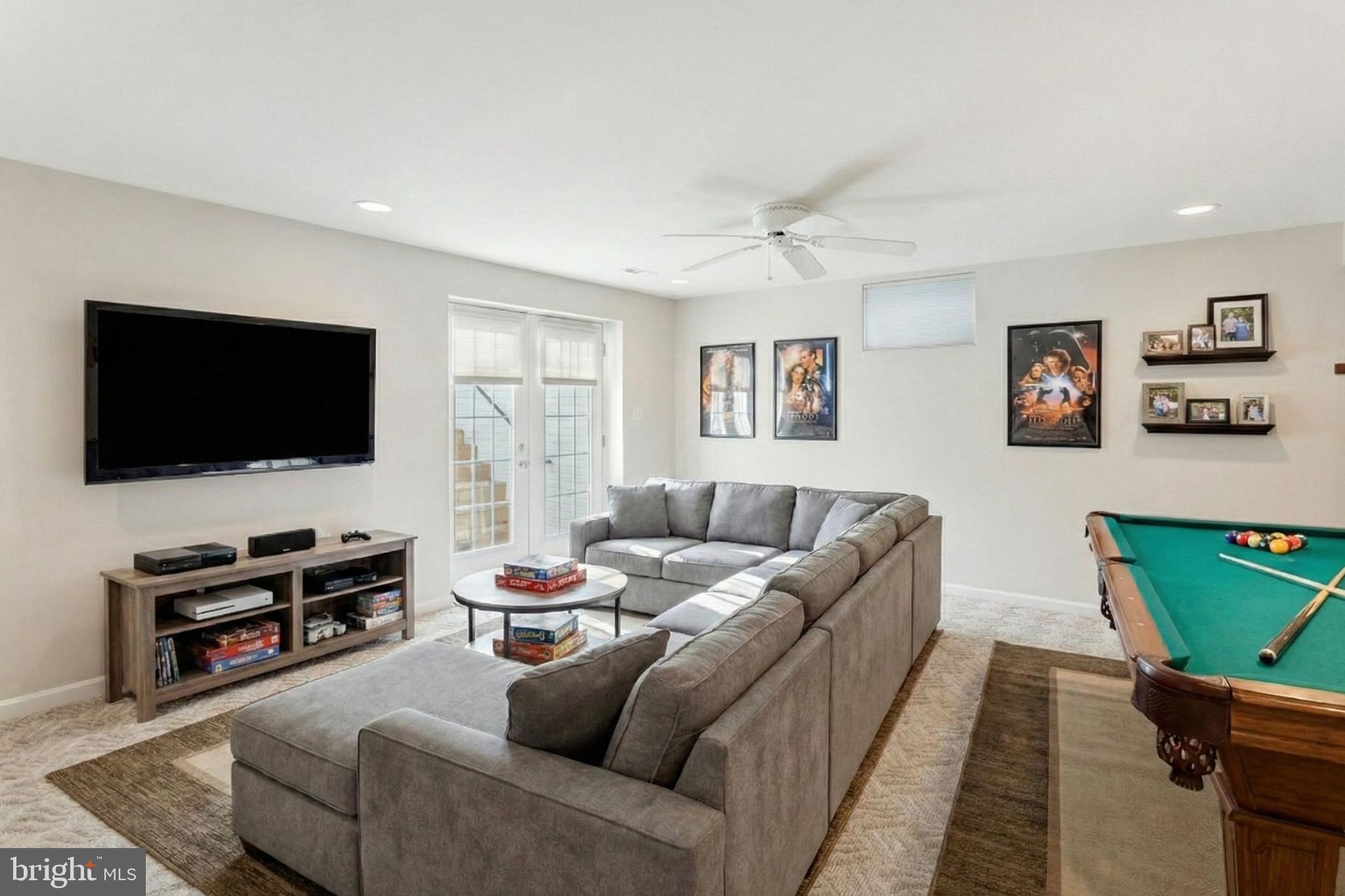 WAYSIDE VILLAGE - Residential