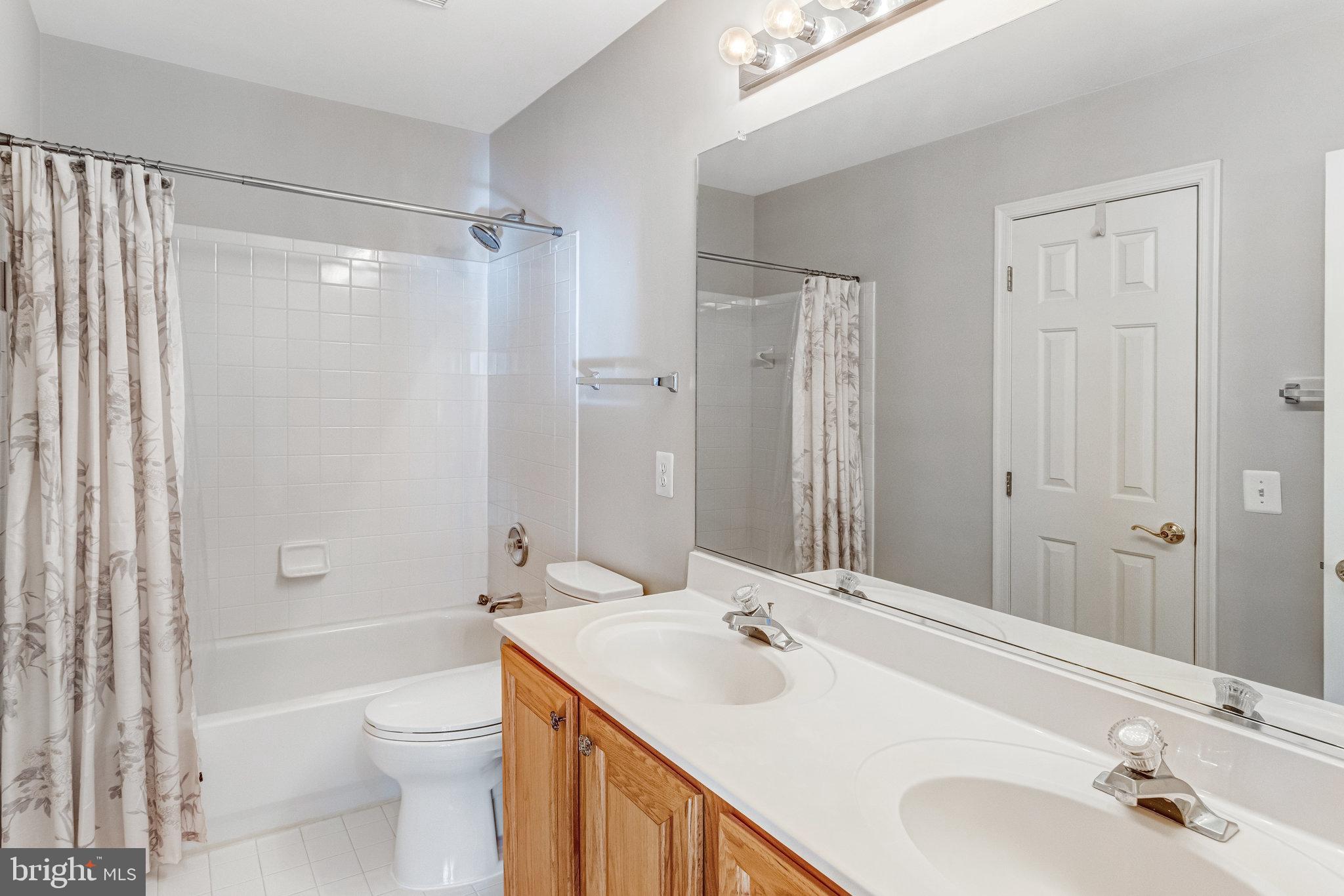 WAYSIDE VILLAGE - Residential