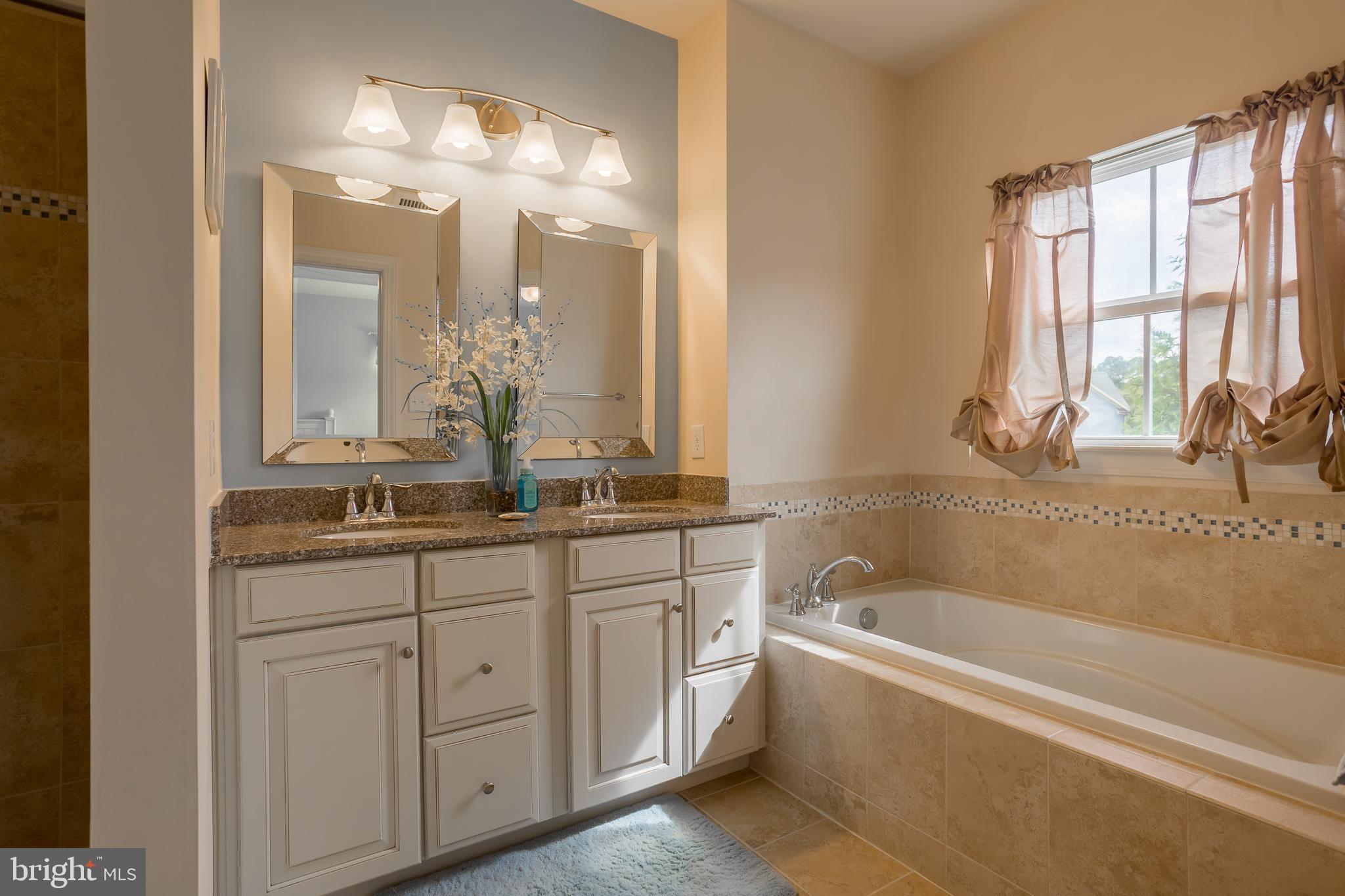 FOREST LANDING - Residential