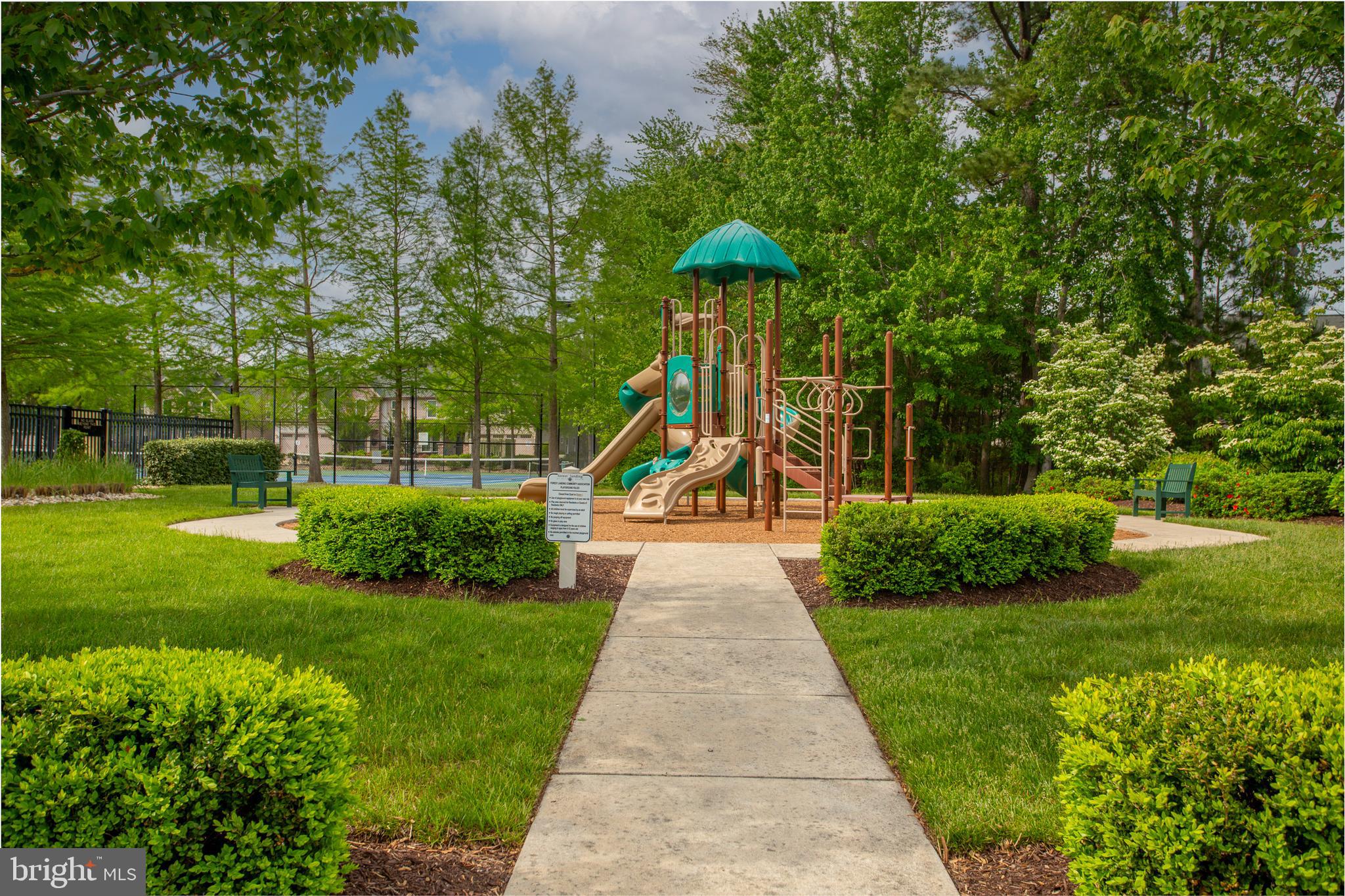 FOREST LANDING - Residential