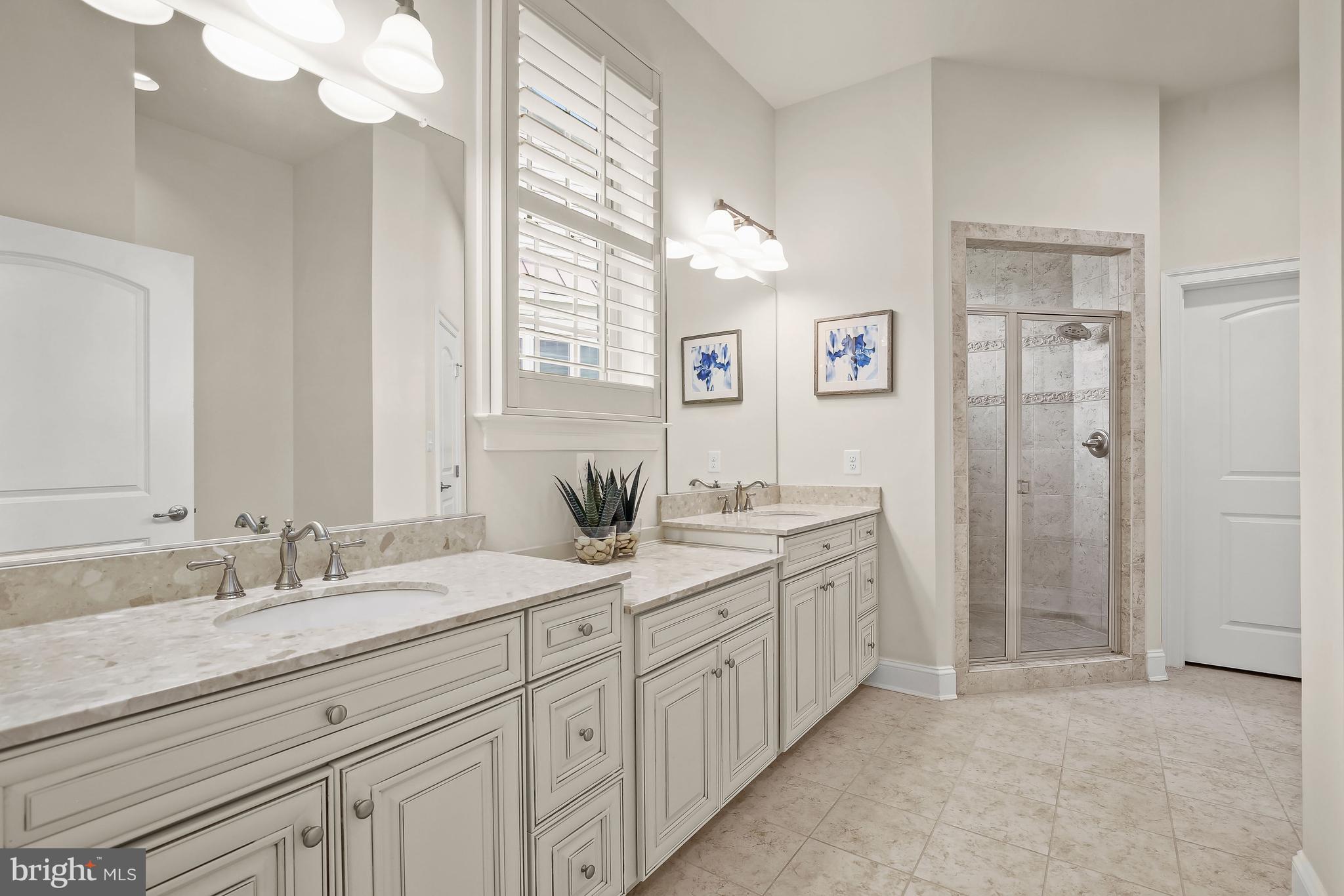 WAVERLY WOODS WEST - Residential