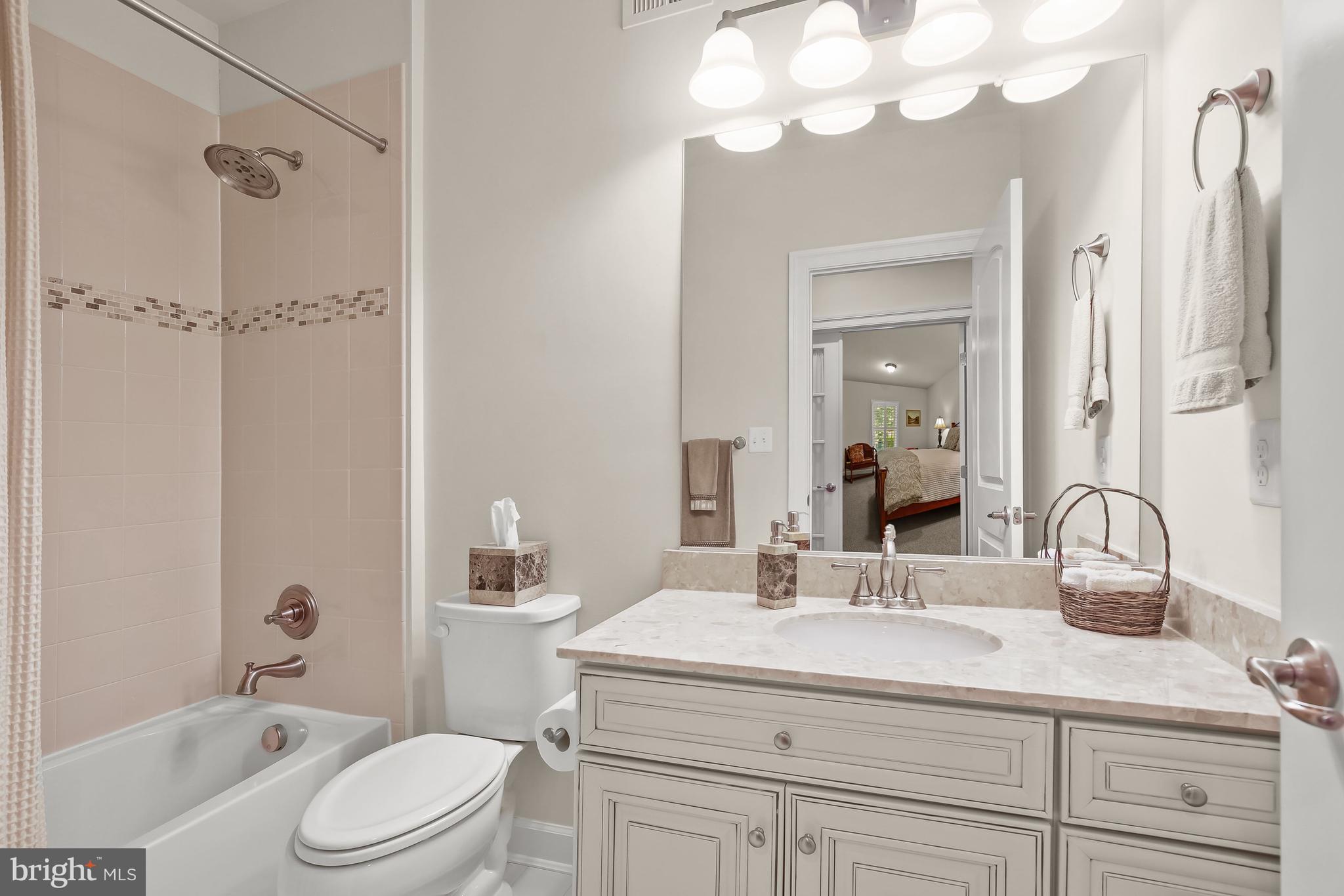 WAVERLY WOODS WEST - Residential