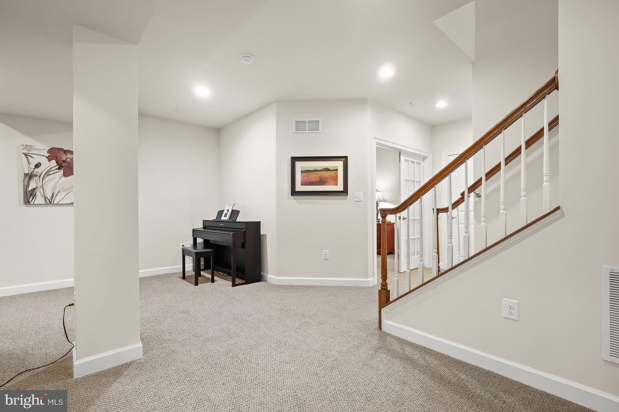 WAVERLY WOODS WEST - Residential