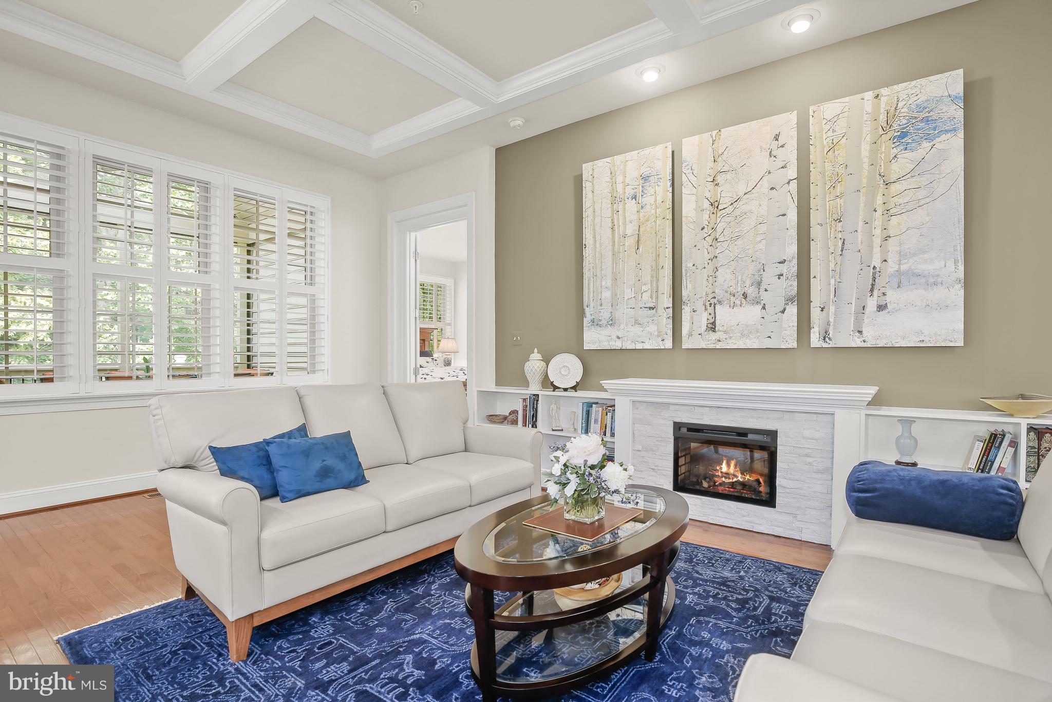 WAVERLY WOODS WEST - Residential