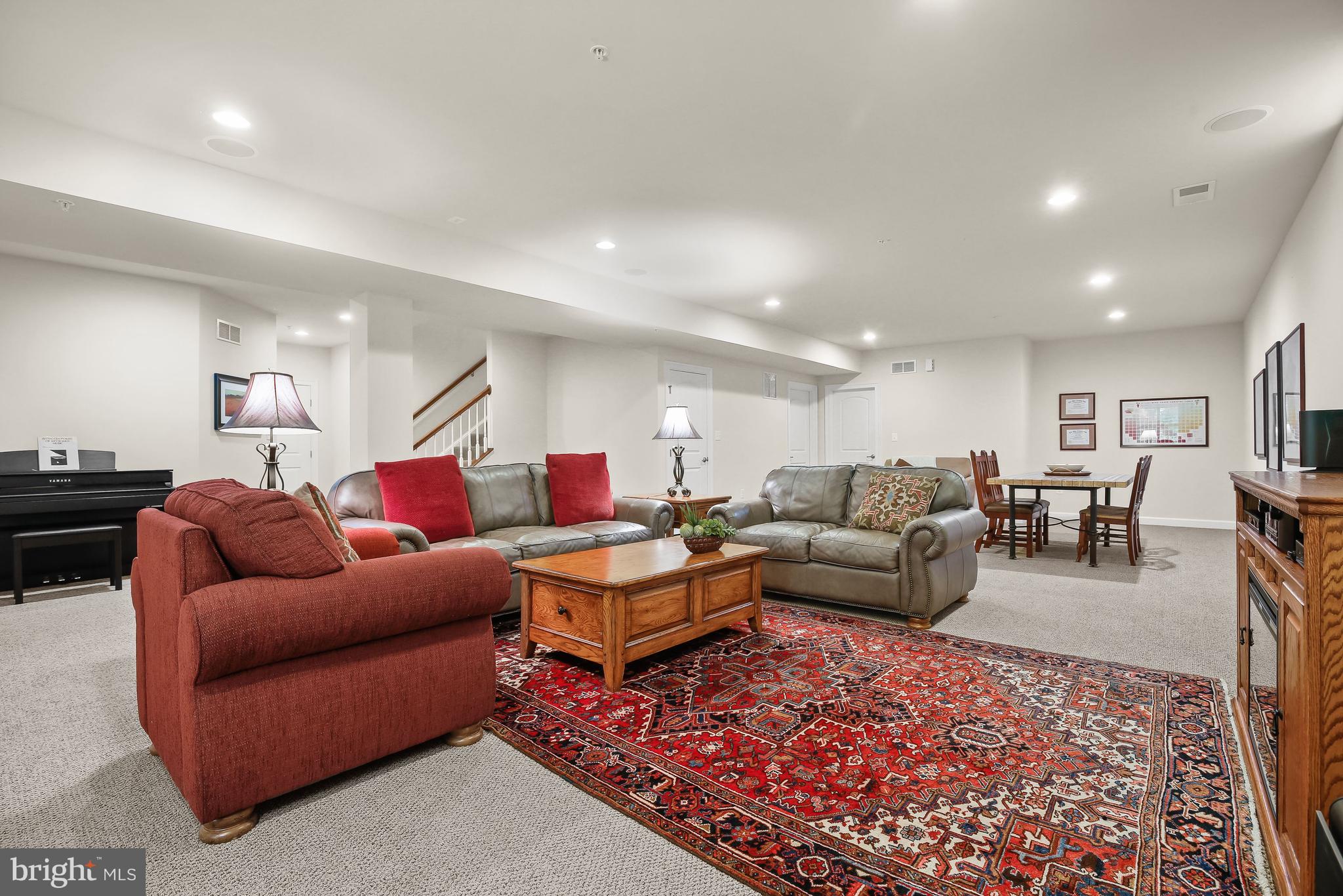 WAVERLY WOODS WEST - Residential