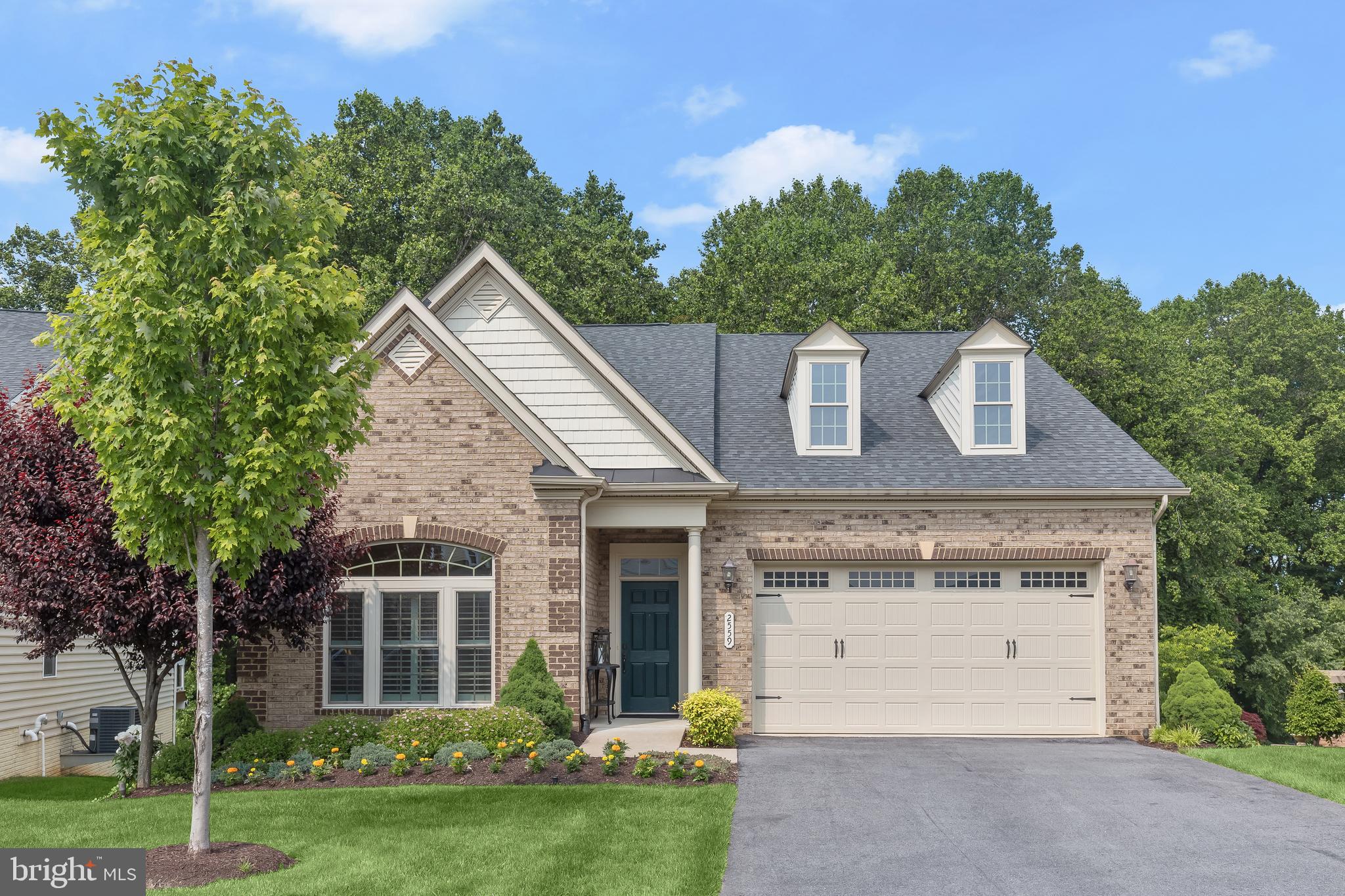 WAVERLY WOODS WEST - Residential