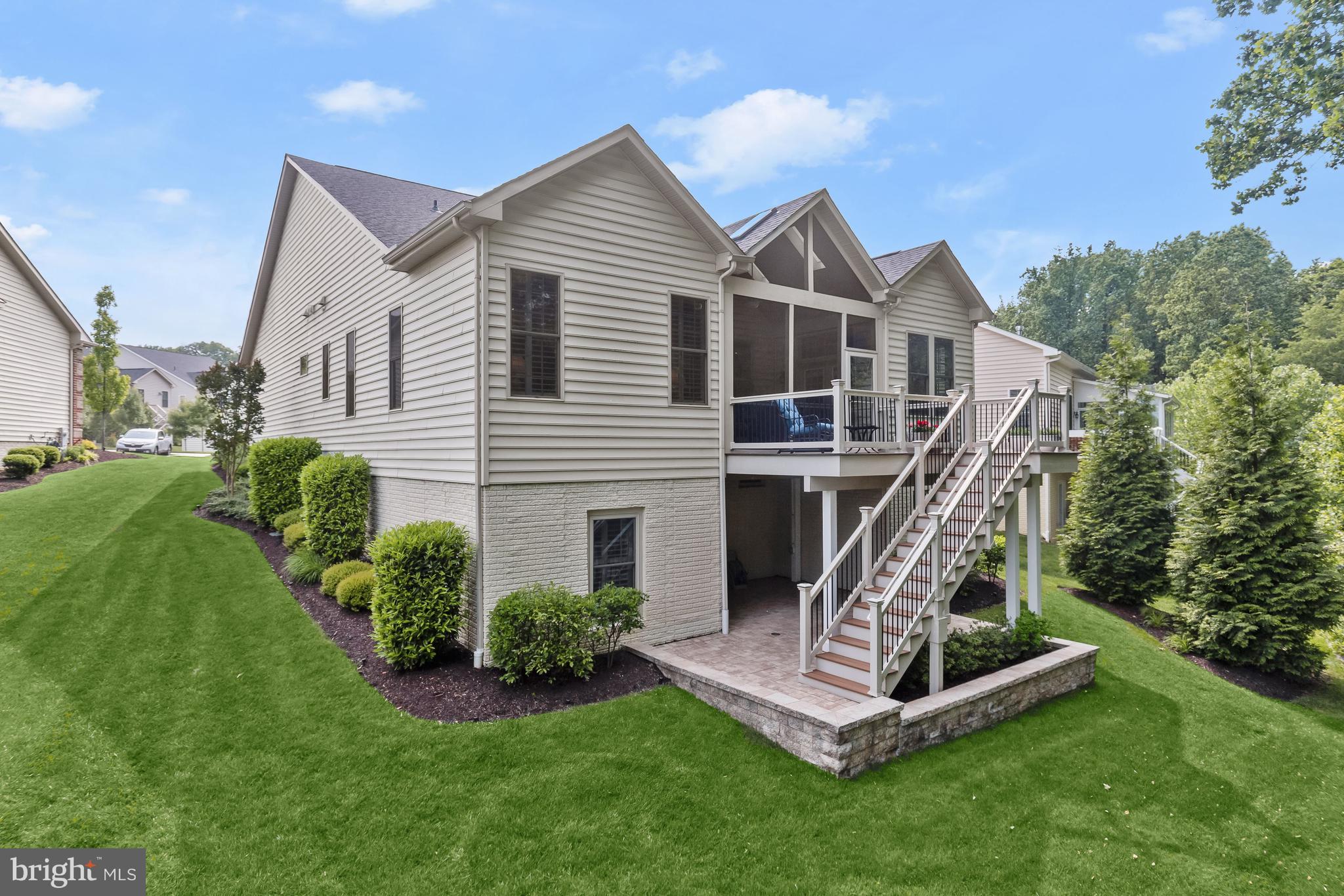 WAVERLY WOODS WEST - Residential