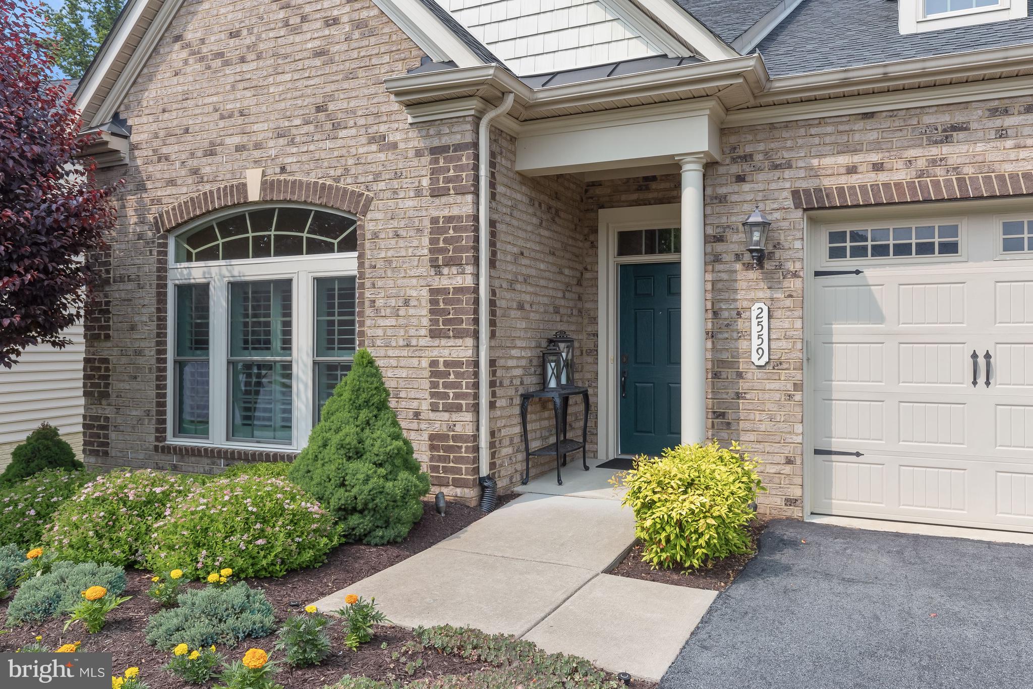 WAVERLY WOODS WEST - Residential