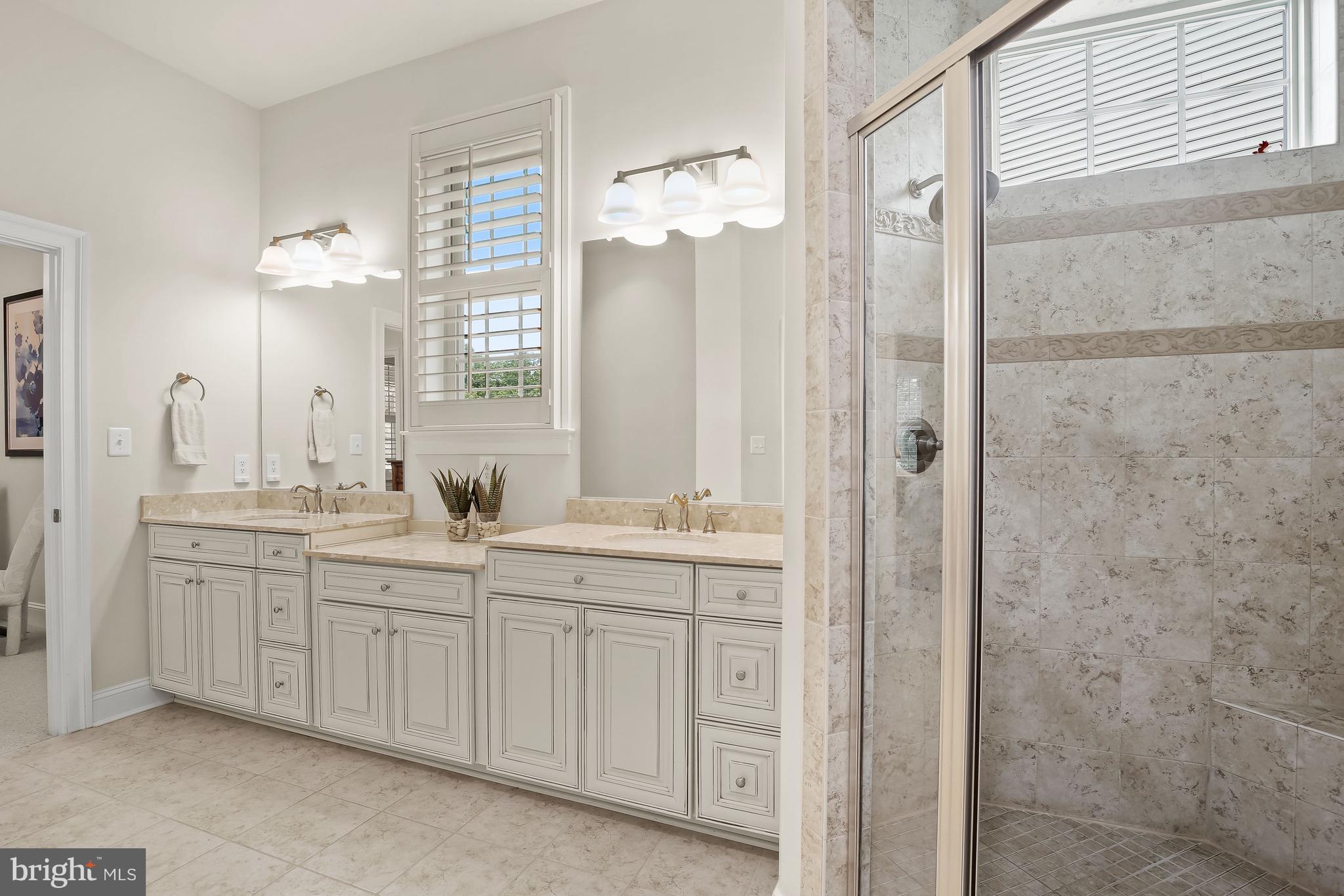 WAVERLY WOODS WEST - Residential