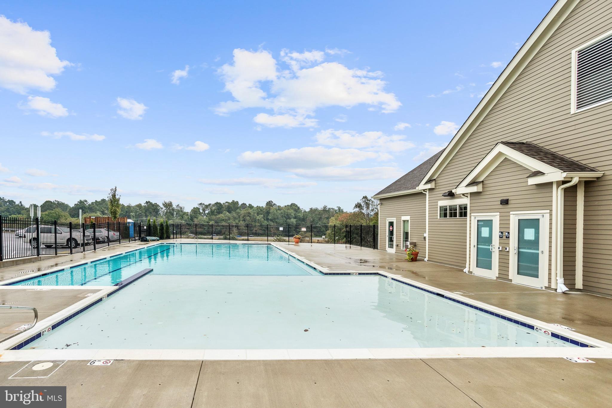 WAVERLY WOODS WEST - Residential