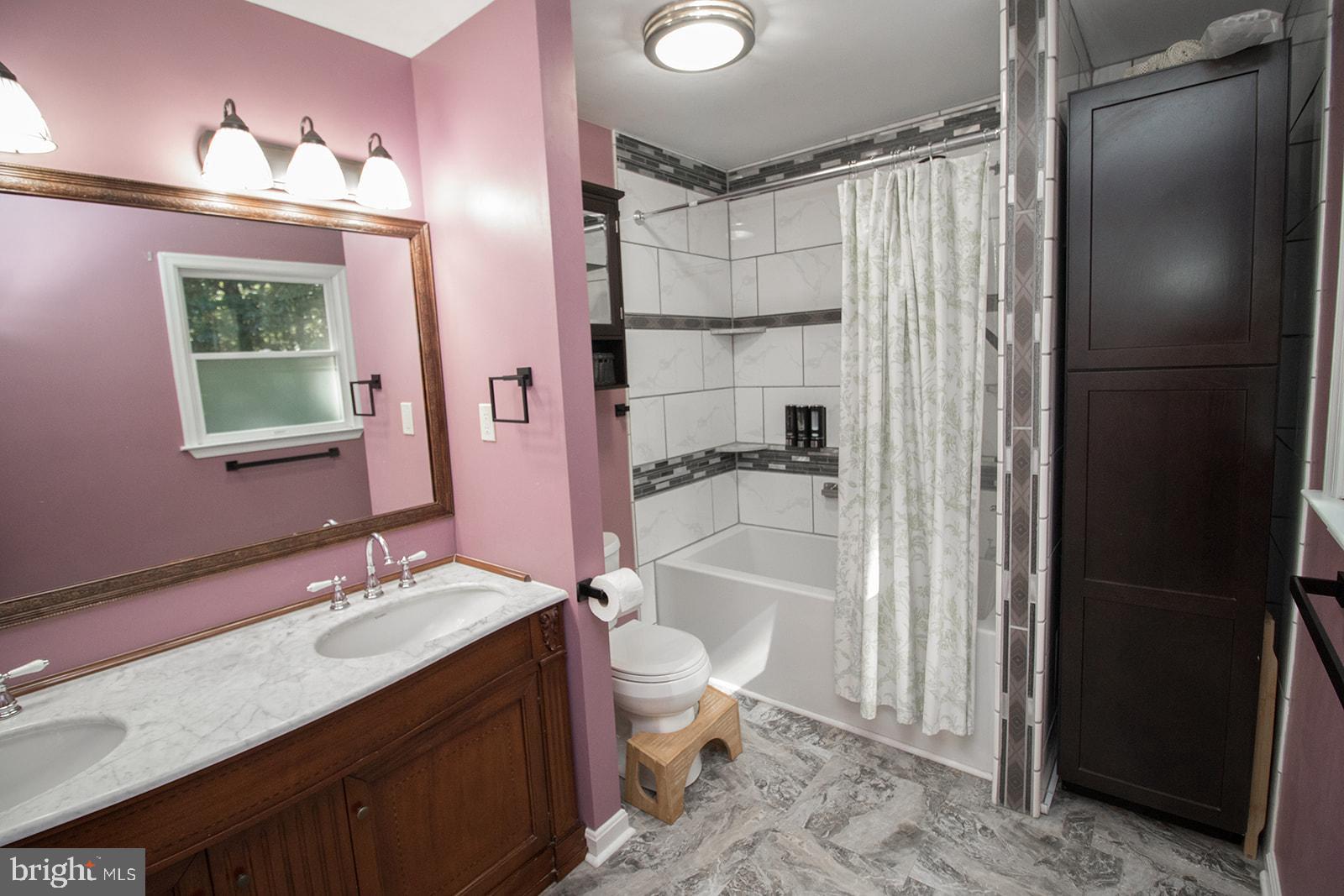 BAY RIDGE ESTATES - Residential