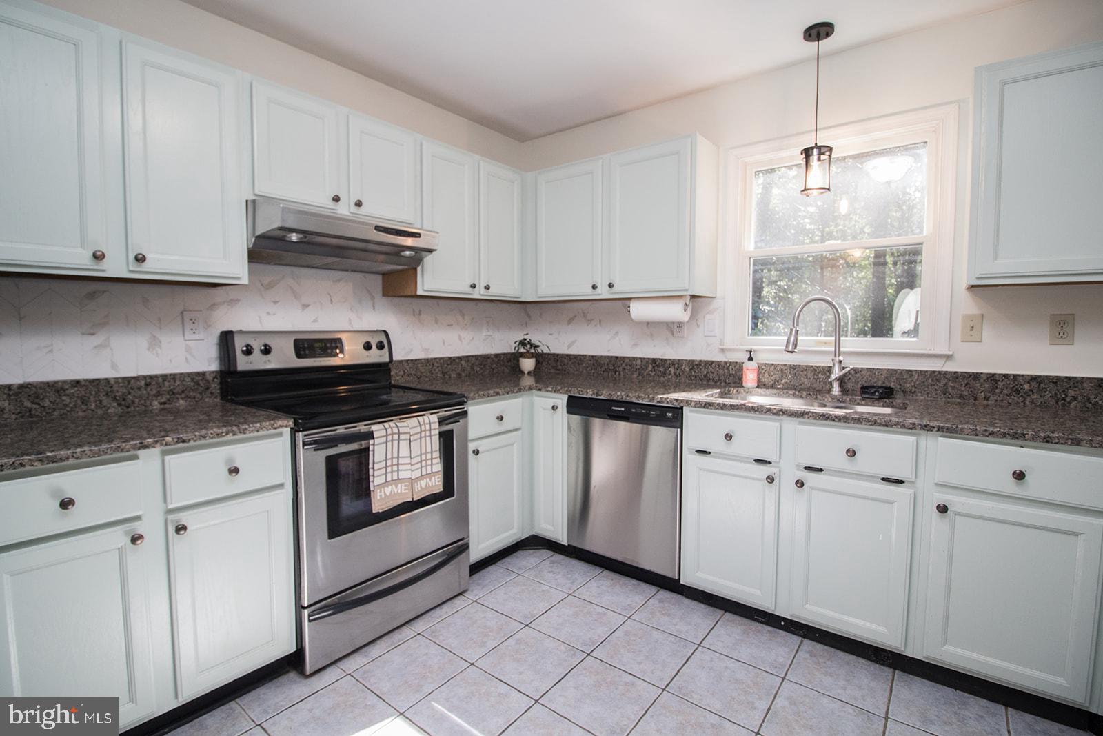 BAY RIDGE ESTATES - Residential