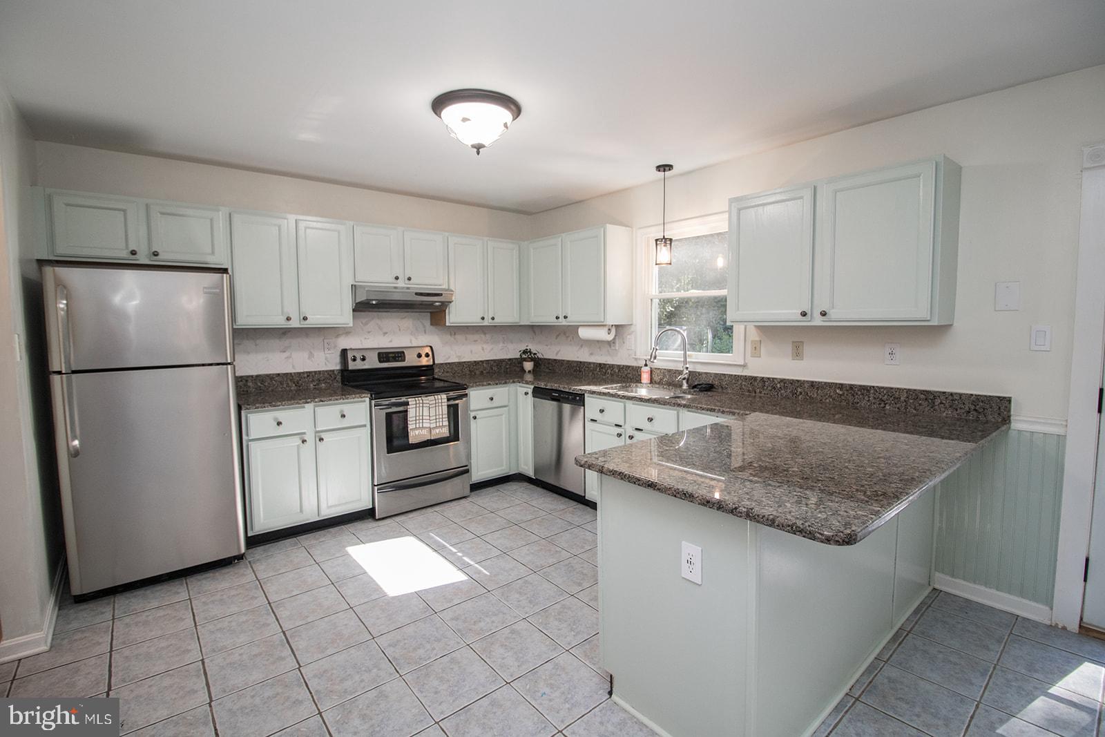 BAY RIDGE ESTATES - Residential