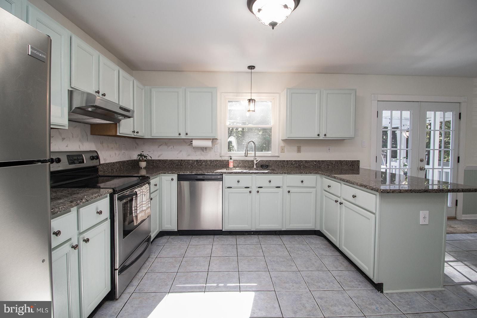 BAY RIDGE ESTATES - Residential