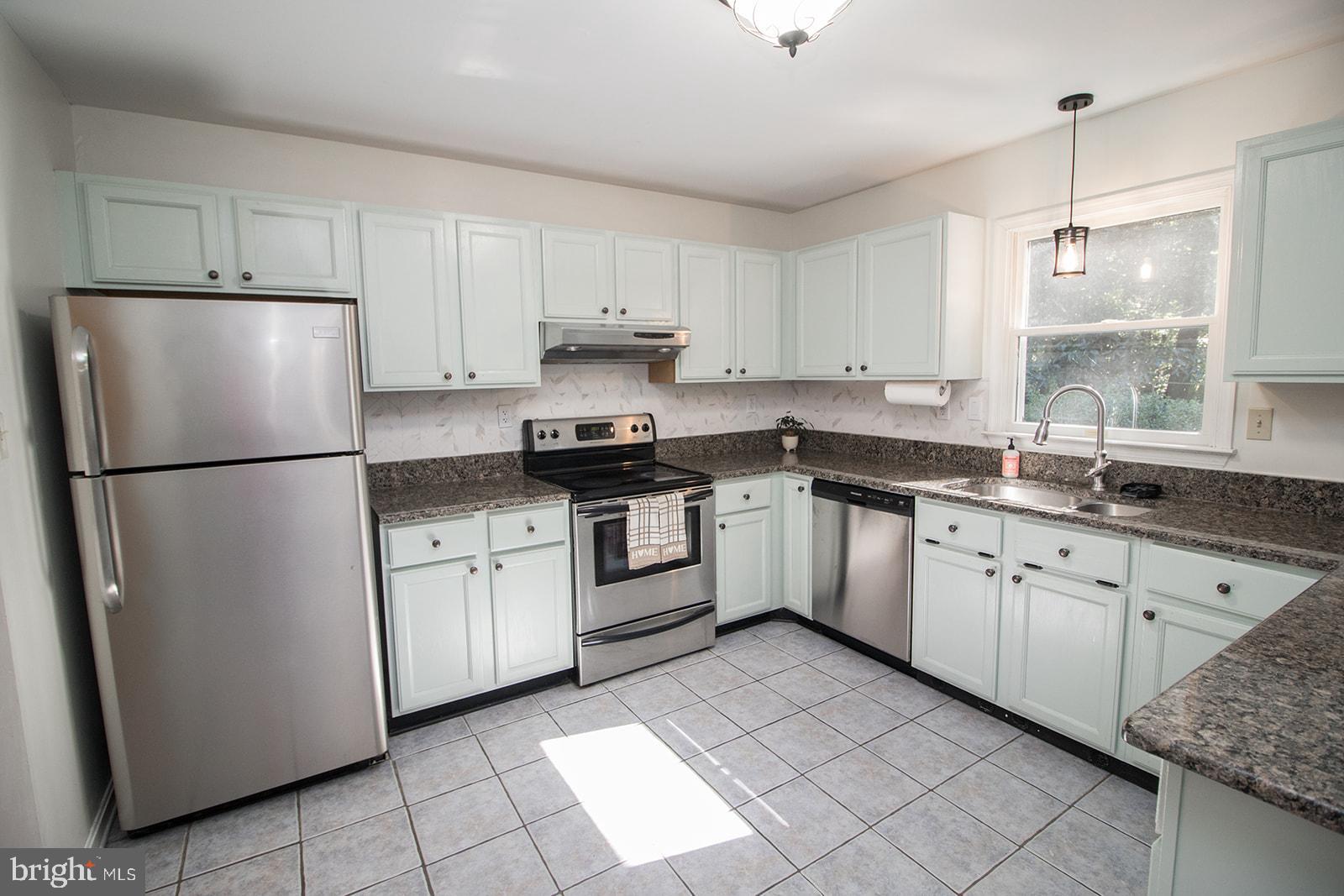 BAY RIDGE ESTATES - Residential