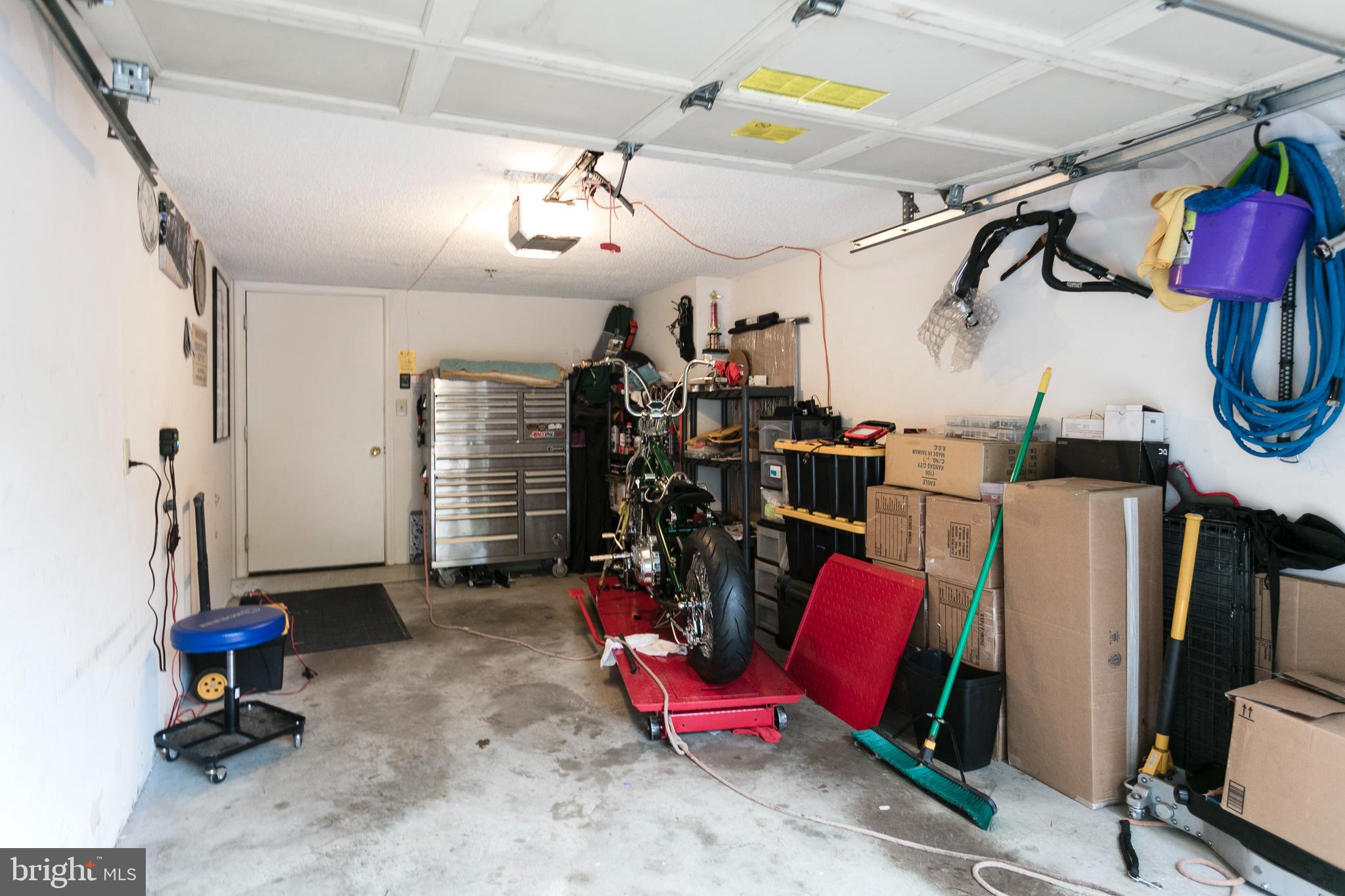 HILLWOOD - Residential