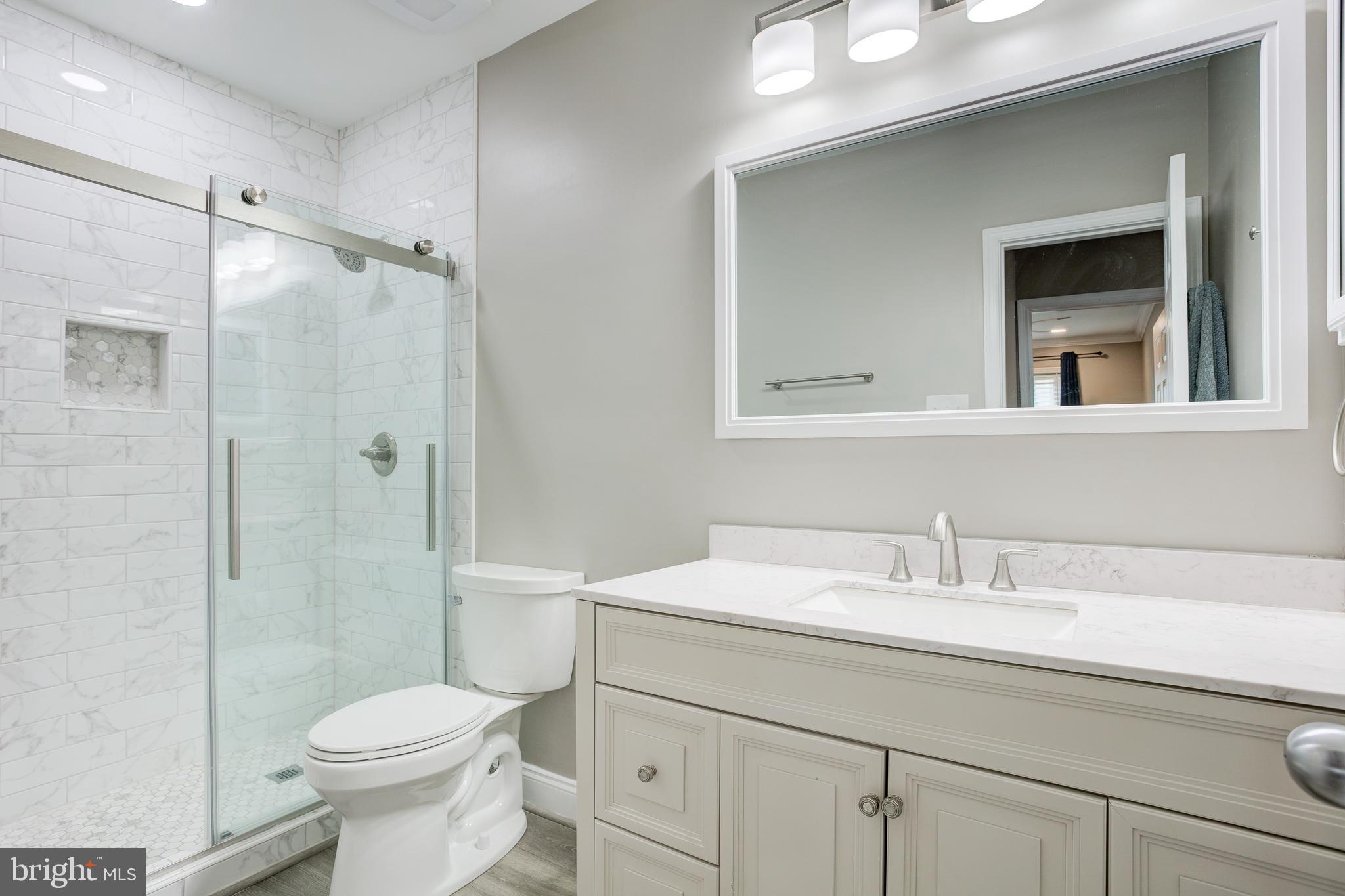 HILLWOOD - Residential