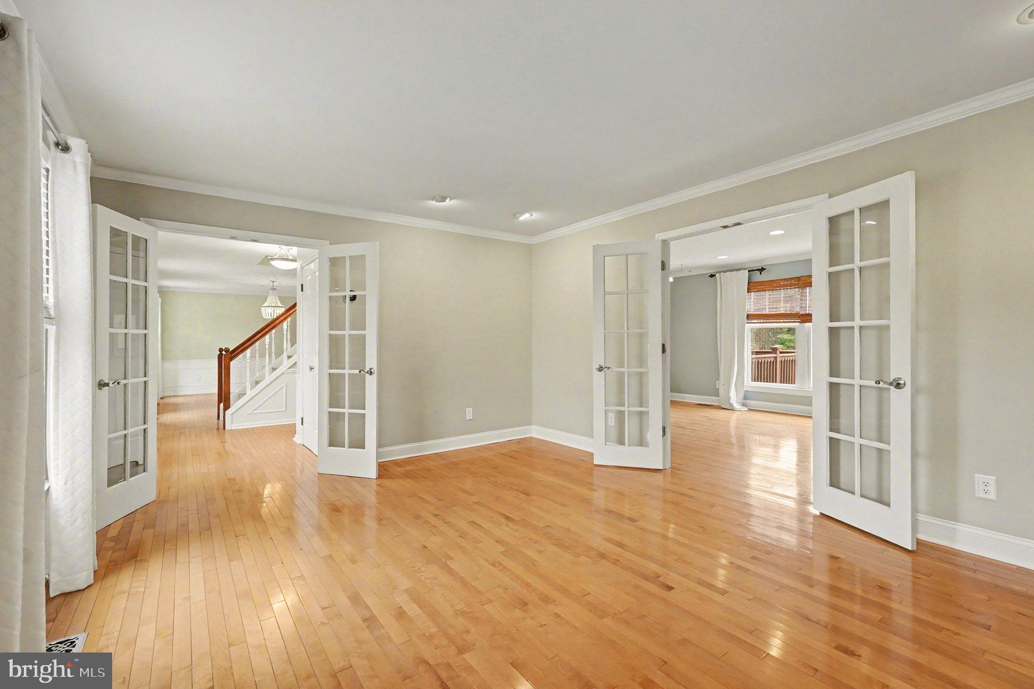 PLEASANT VIEW FARMS - Residential