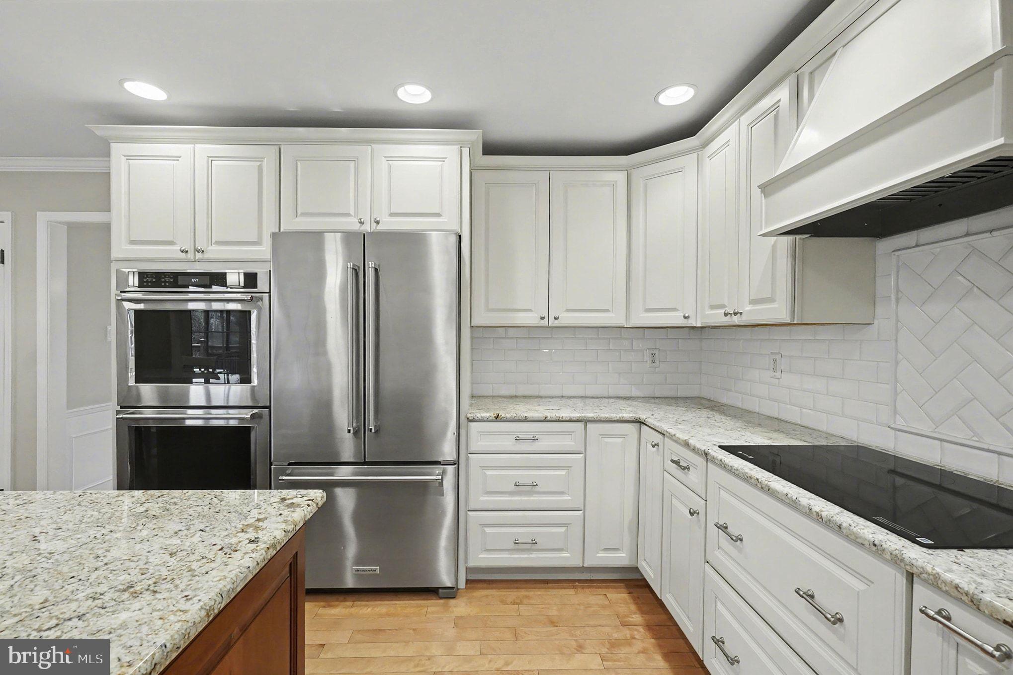 PLEASANT VIEW FARMS - Residential