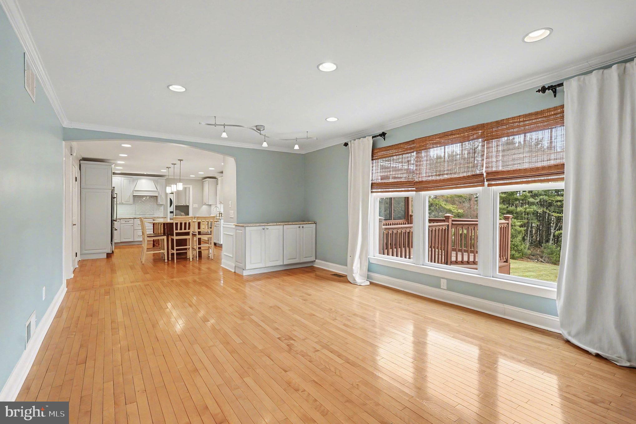 PLEASANT VIEW FARMS - Residential