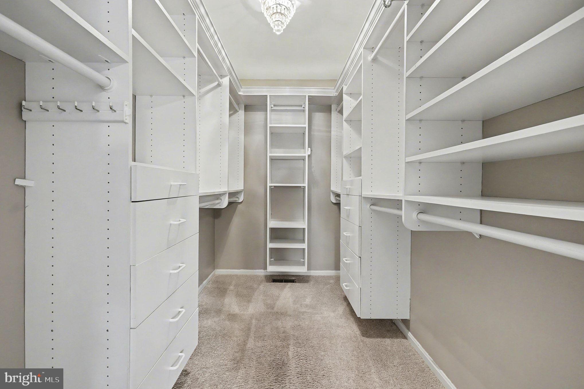 PLEASANT VIEW FARMS - Residential