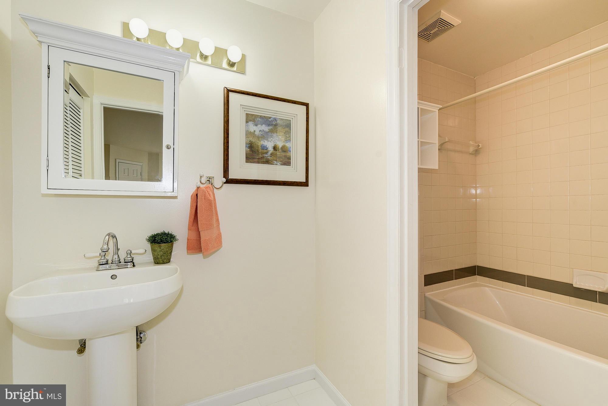 GABLES OF TUCKERMAN - Residential