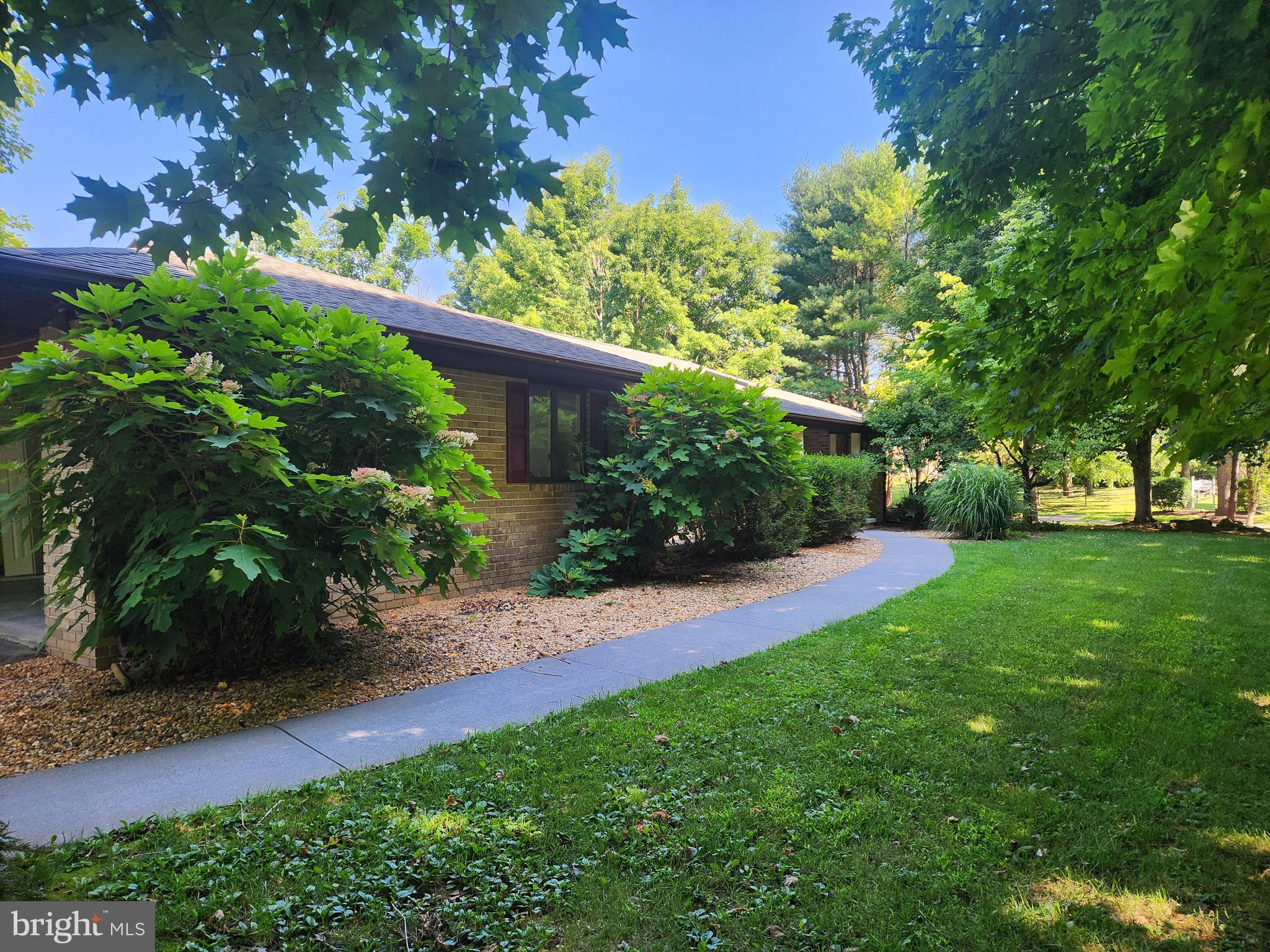 OPEQUON - Residential Lease