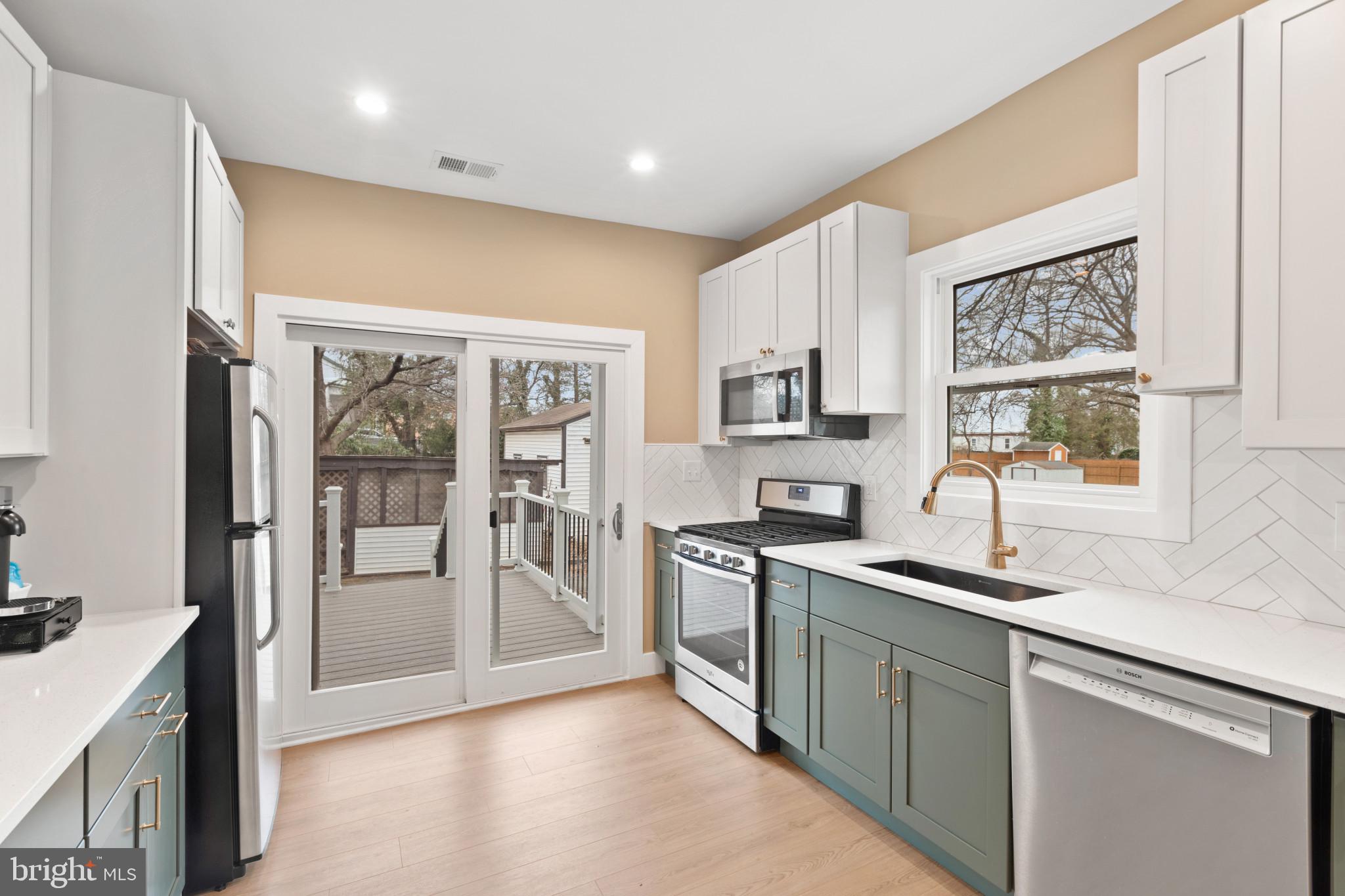 EDMONSTON - Residential Lease