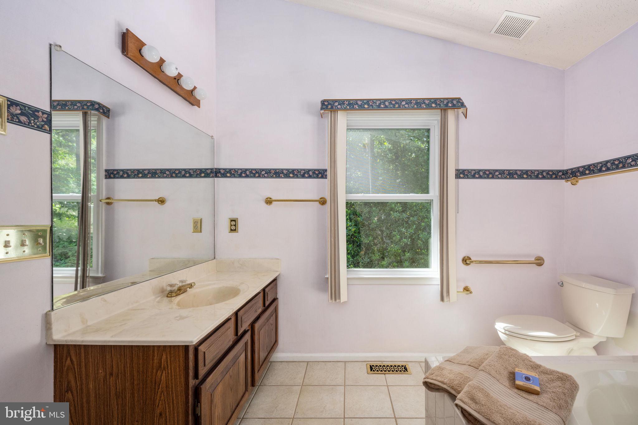 LAKE WILDERNESS - Residential