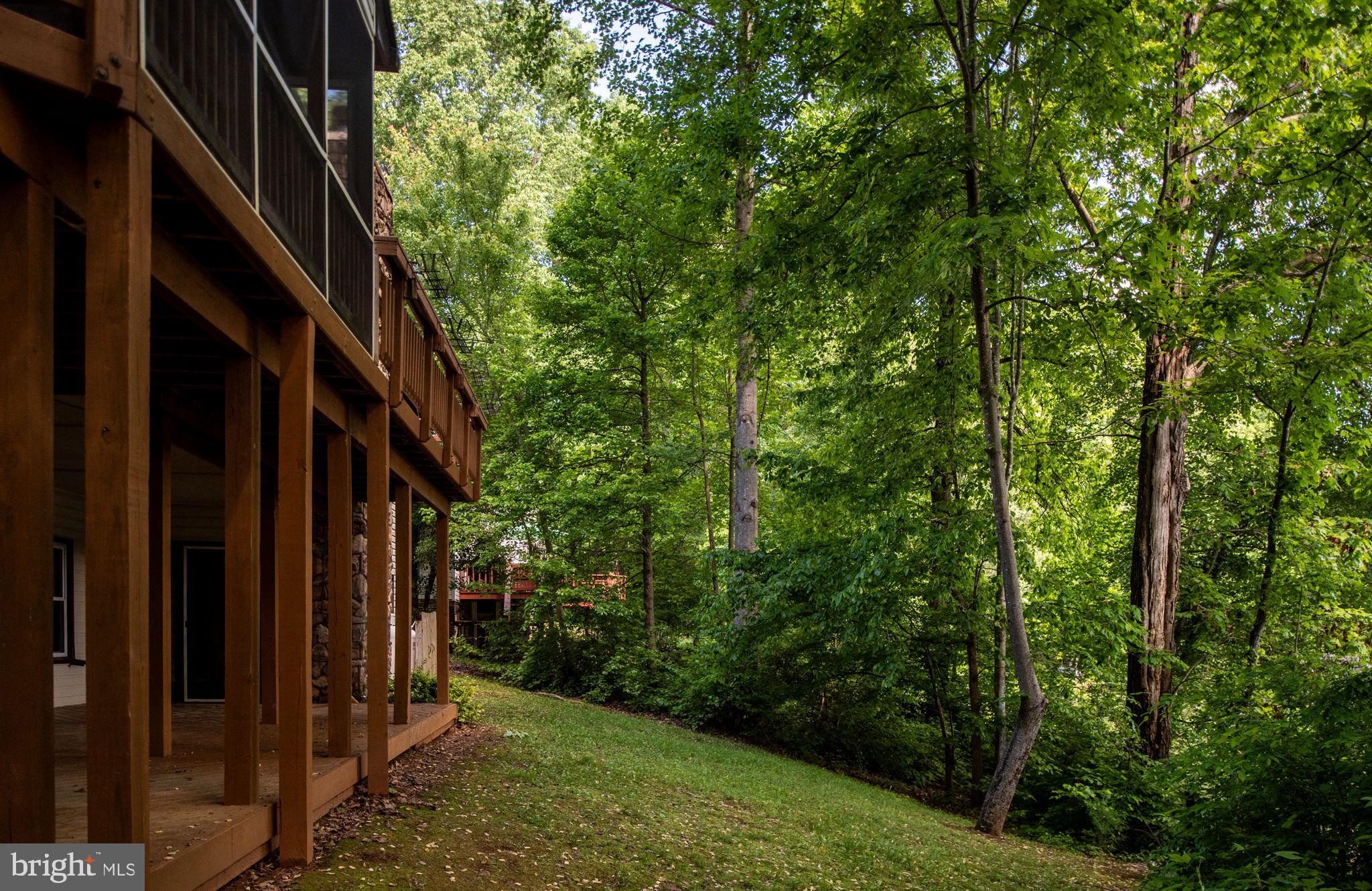 LAKE WILDERNESS - Residential