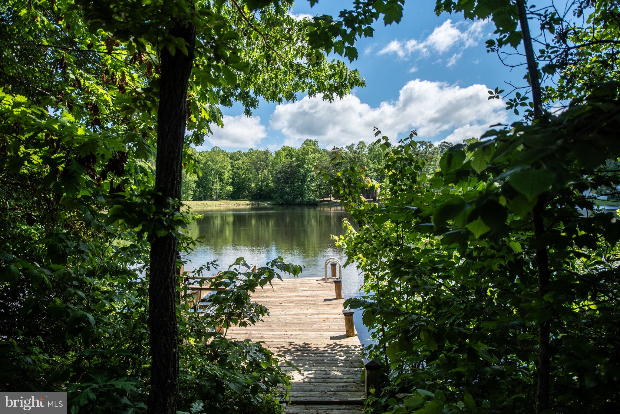 LAKE WILDERNESS - Residential