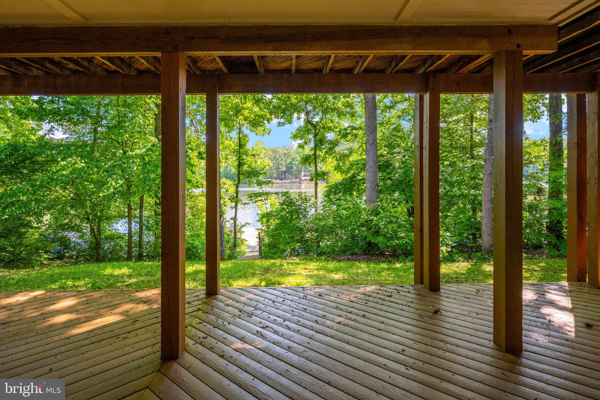 LAKE WILDERNESS - Residential