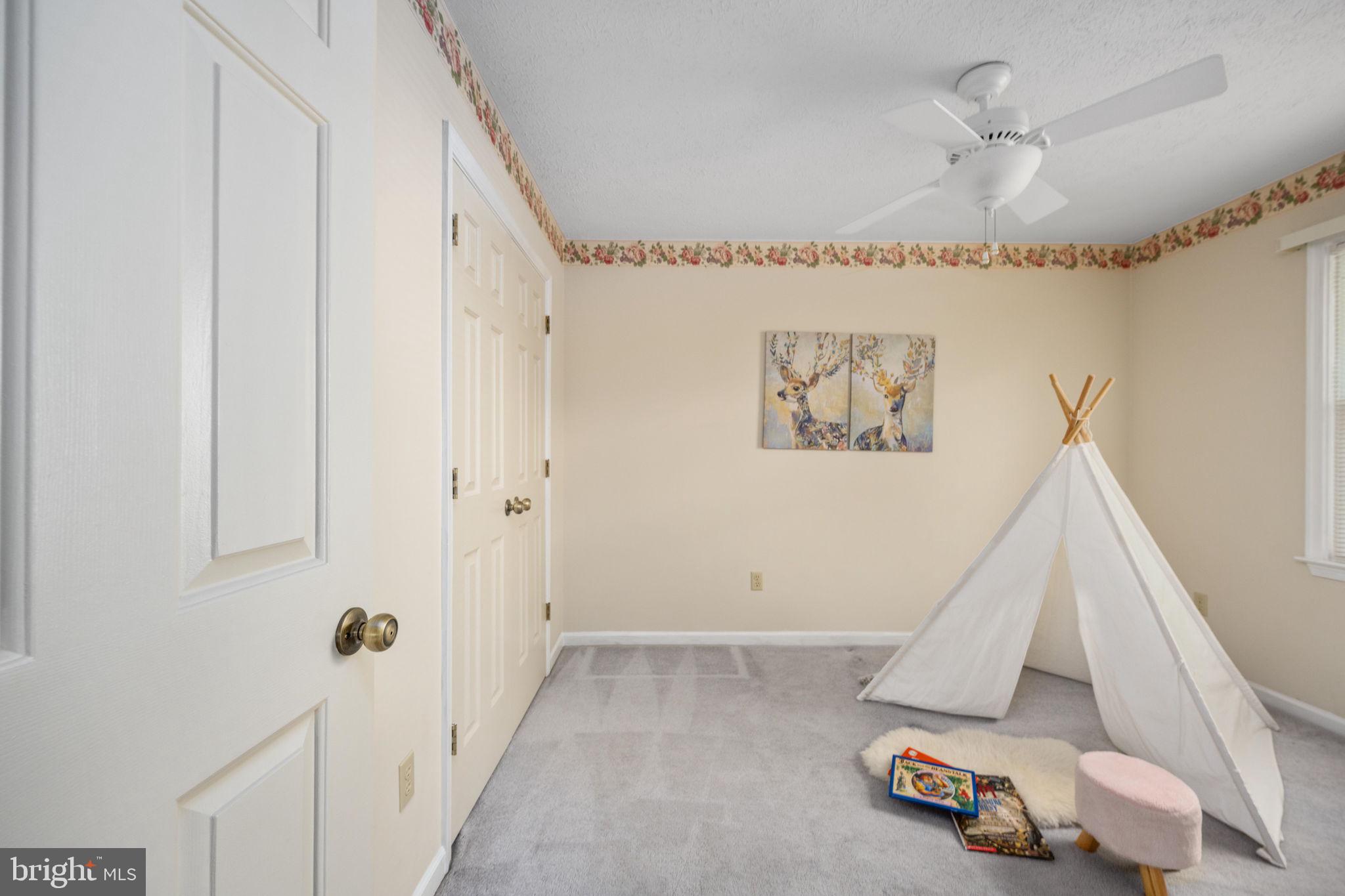 LAKE WILDERNESS - Residential