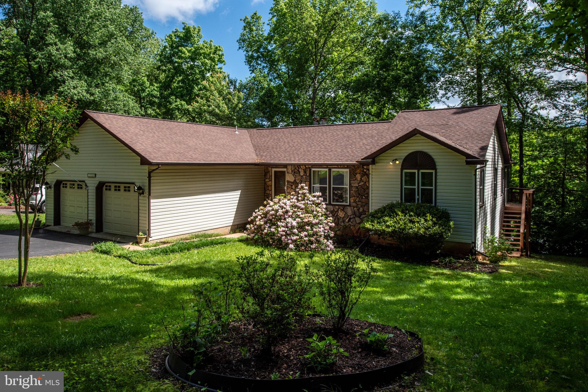 LAKE WILDERNESS - Residential