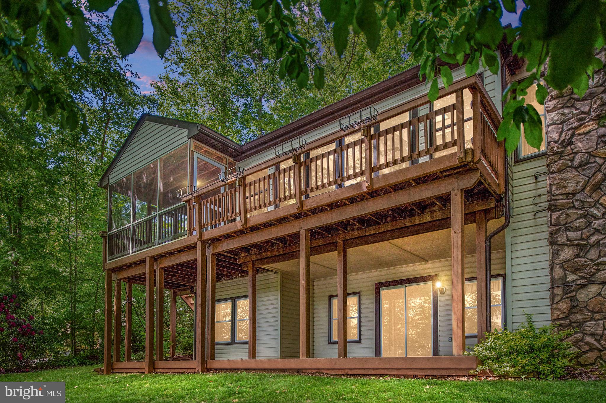 LAKE WILDERNESS - Residential