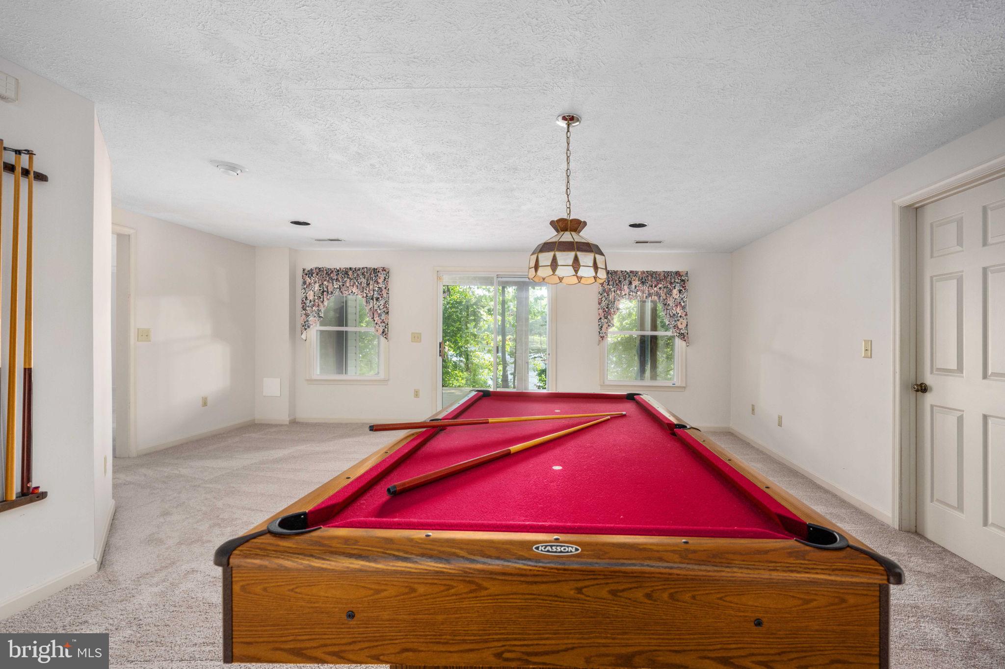 LAKE WILDERNESS - Residential