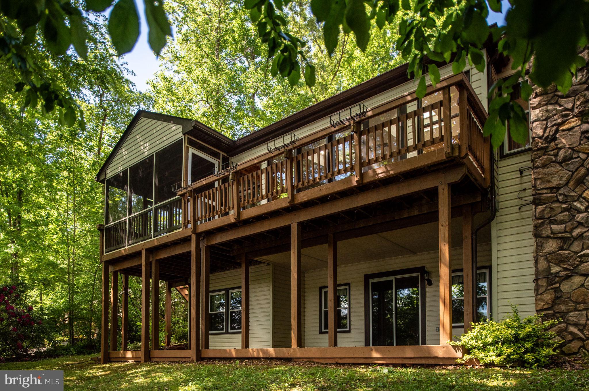 LAKE WILDERNESS - Residential