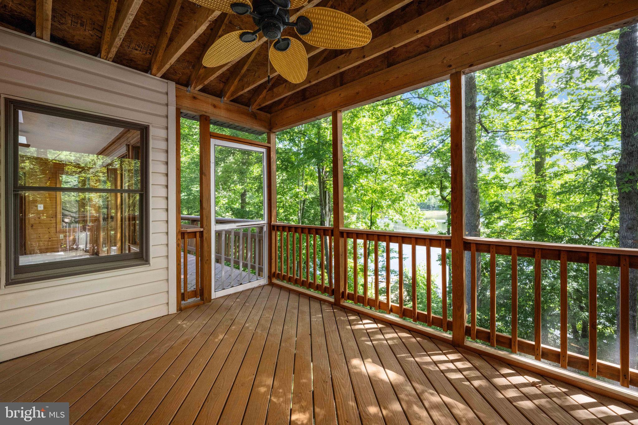 LAKE WILDERNESS - Residential