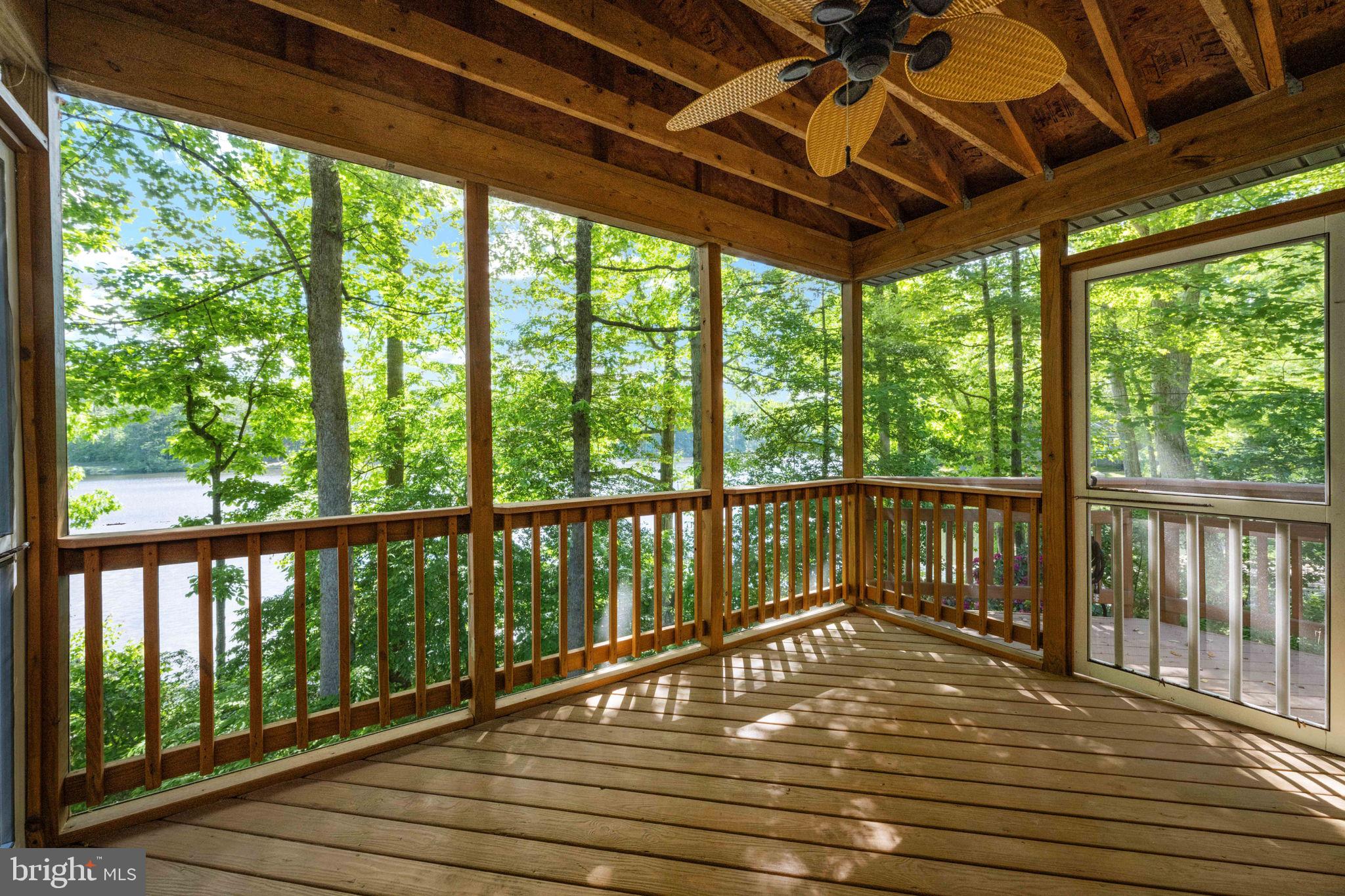 LAKE WILDERNESS - Residential