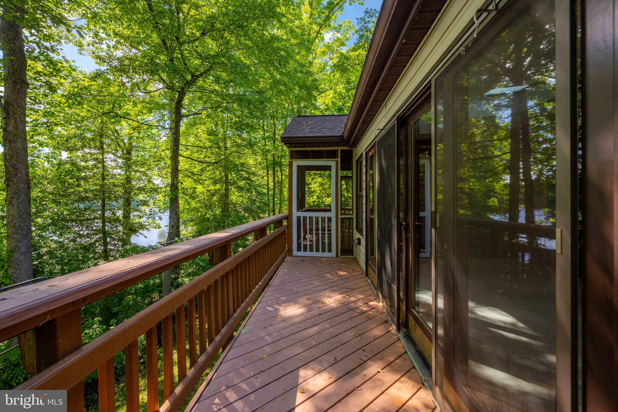 LAKE WILDERNESS - Residential