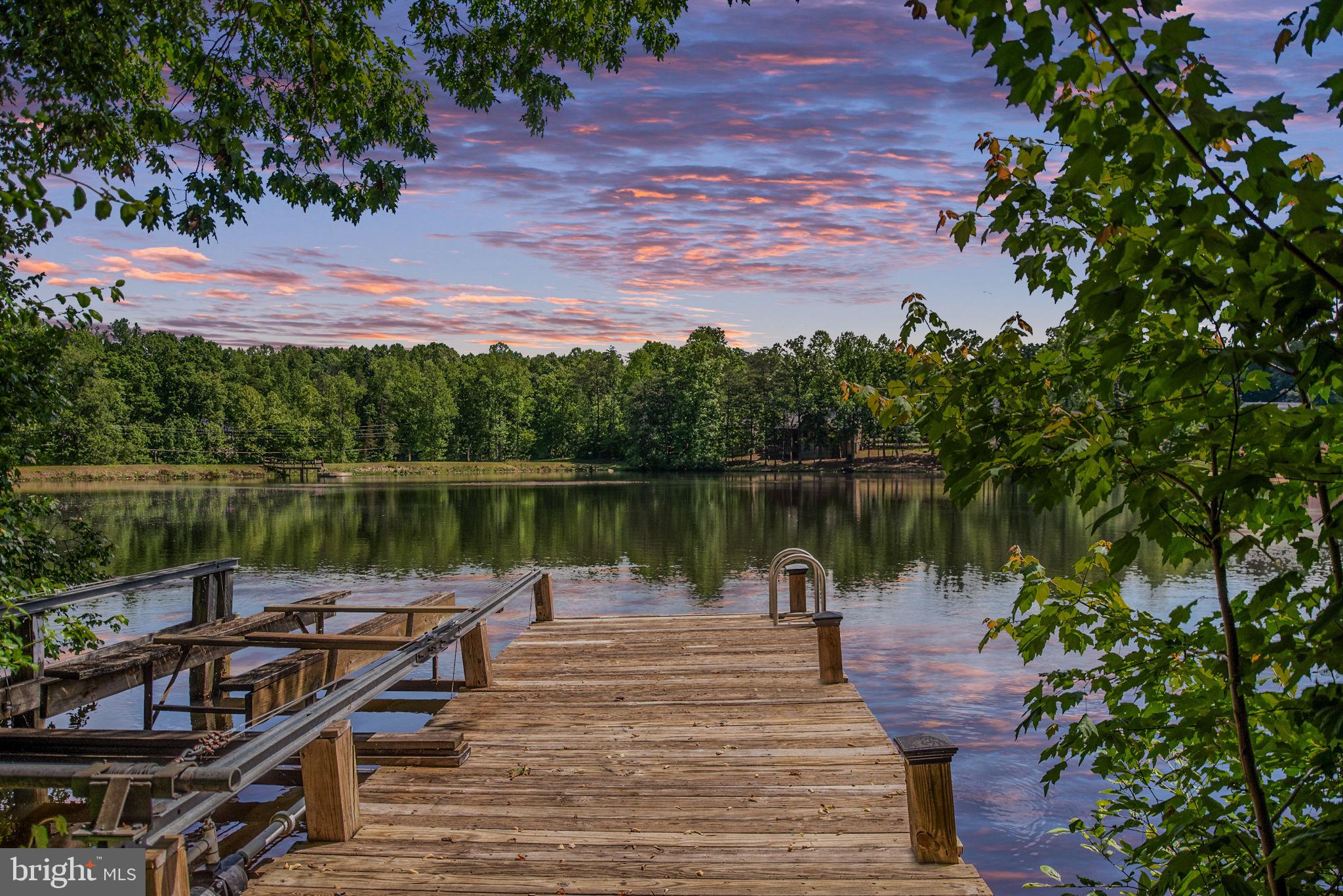 LAKE WILDERNESS - Residential