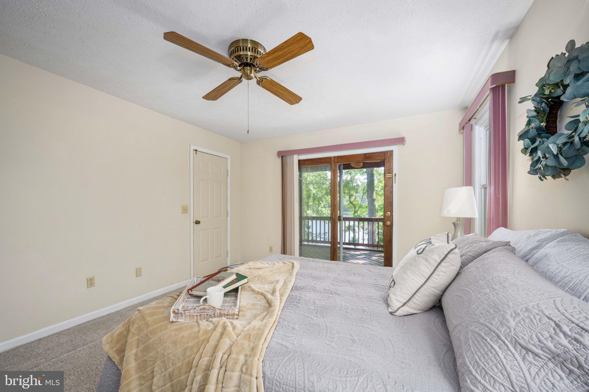 LAKE WILDERNESS - Residential