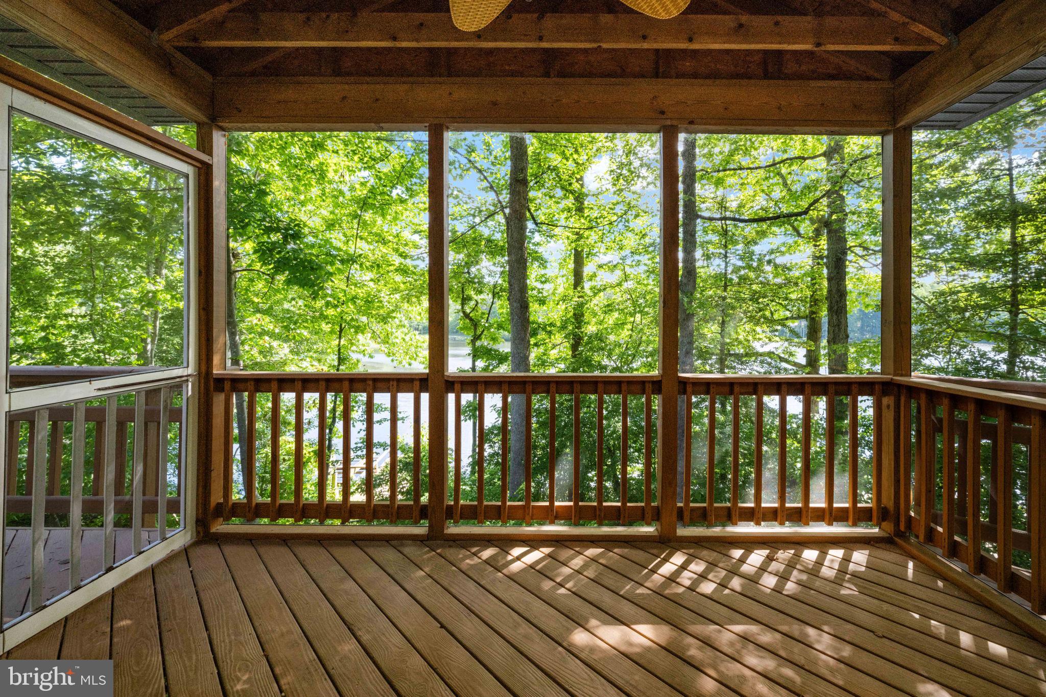 LAKE WILDERNESS - Residential