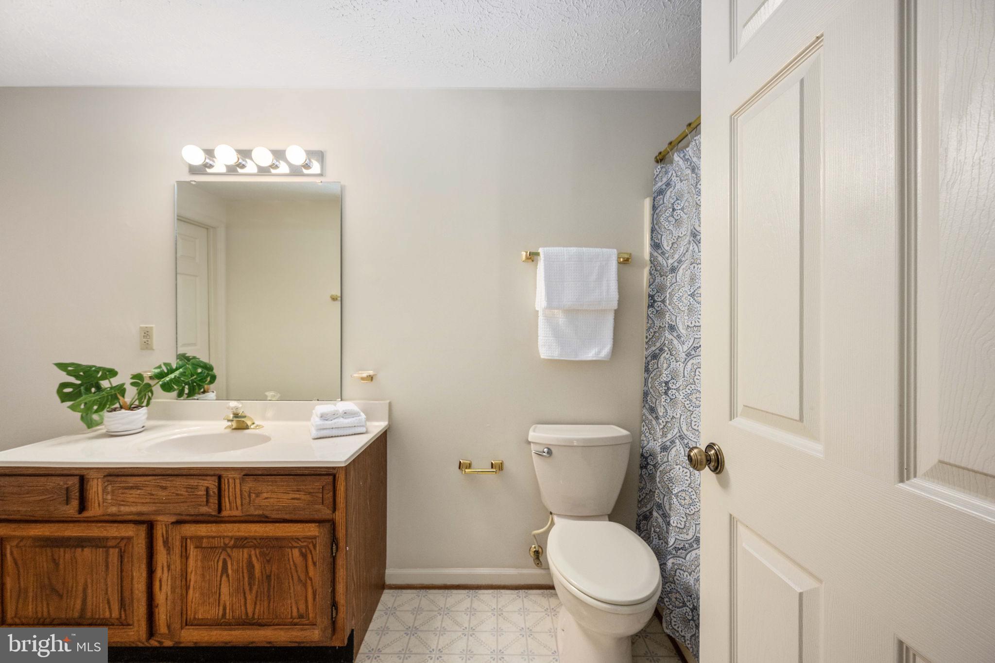 LAKE WILDERNESS - Residential