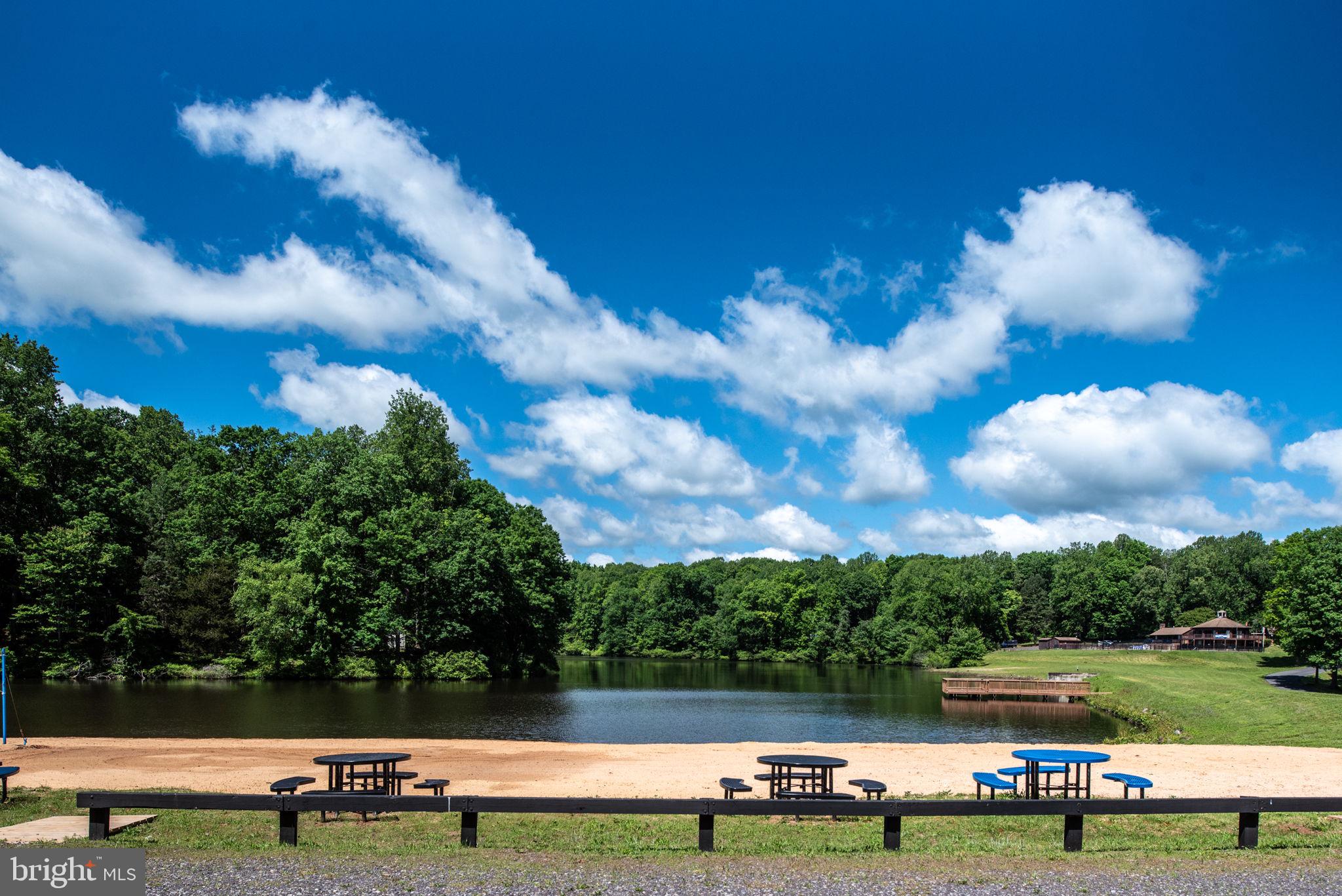 LAKE WILDERNESS - Residential