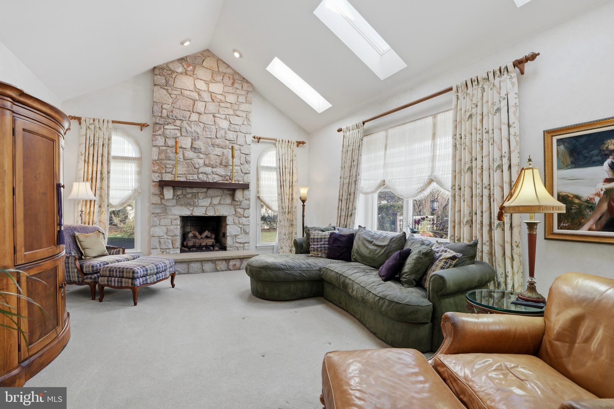 BLUE BELL CC - Residential