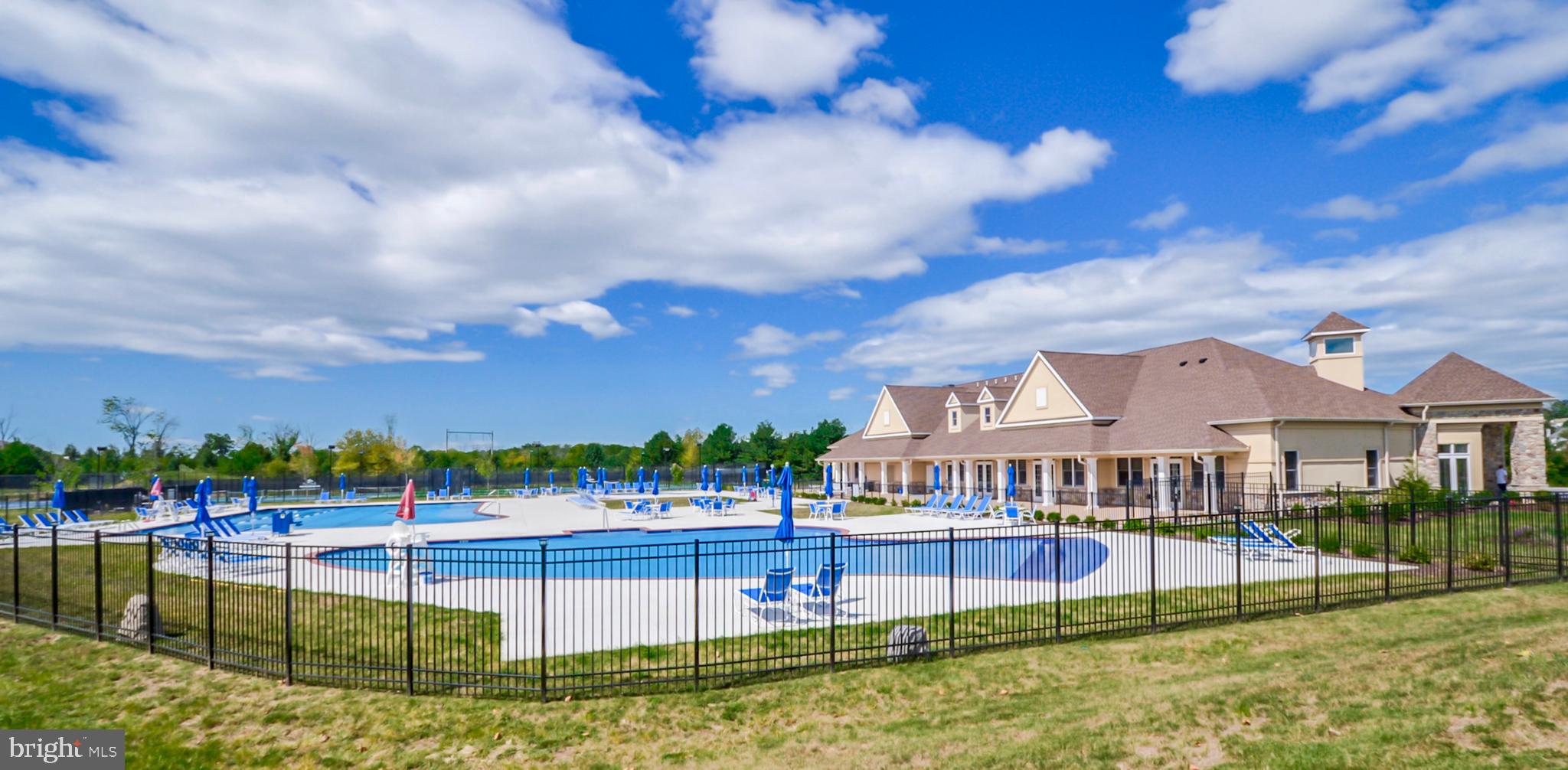 BLUE BELL CC - Residential