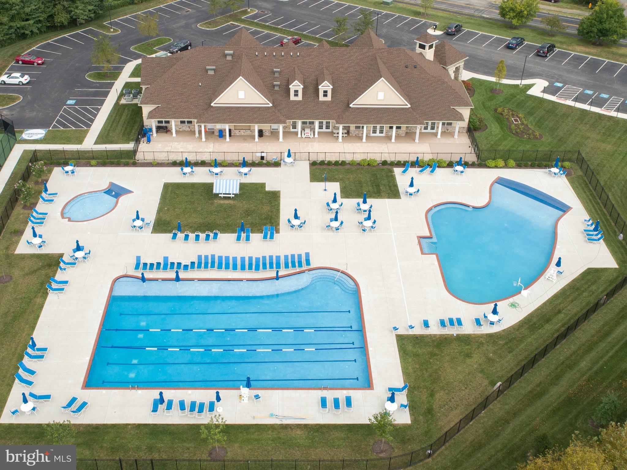 BLUE BELL CC - Residential