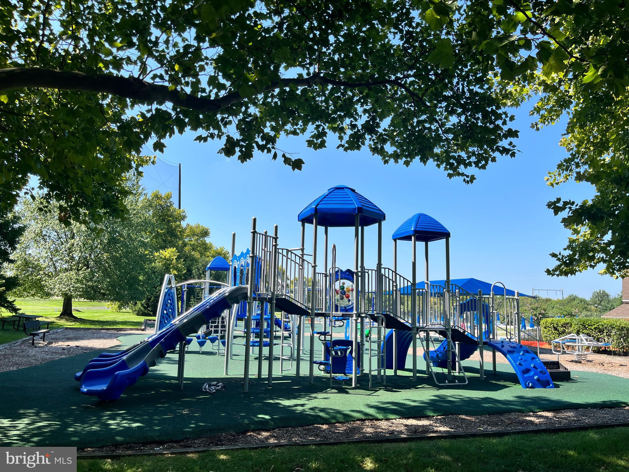 BLUE BELL CC - Residential